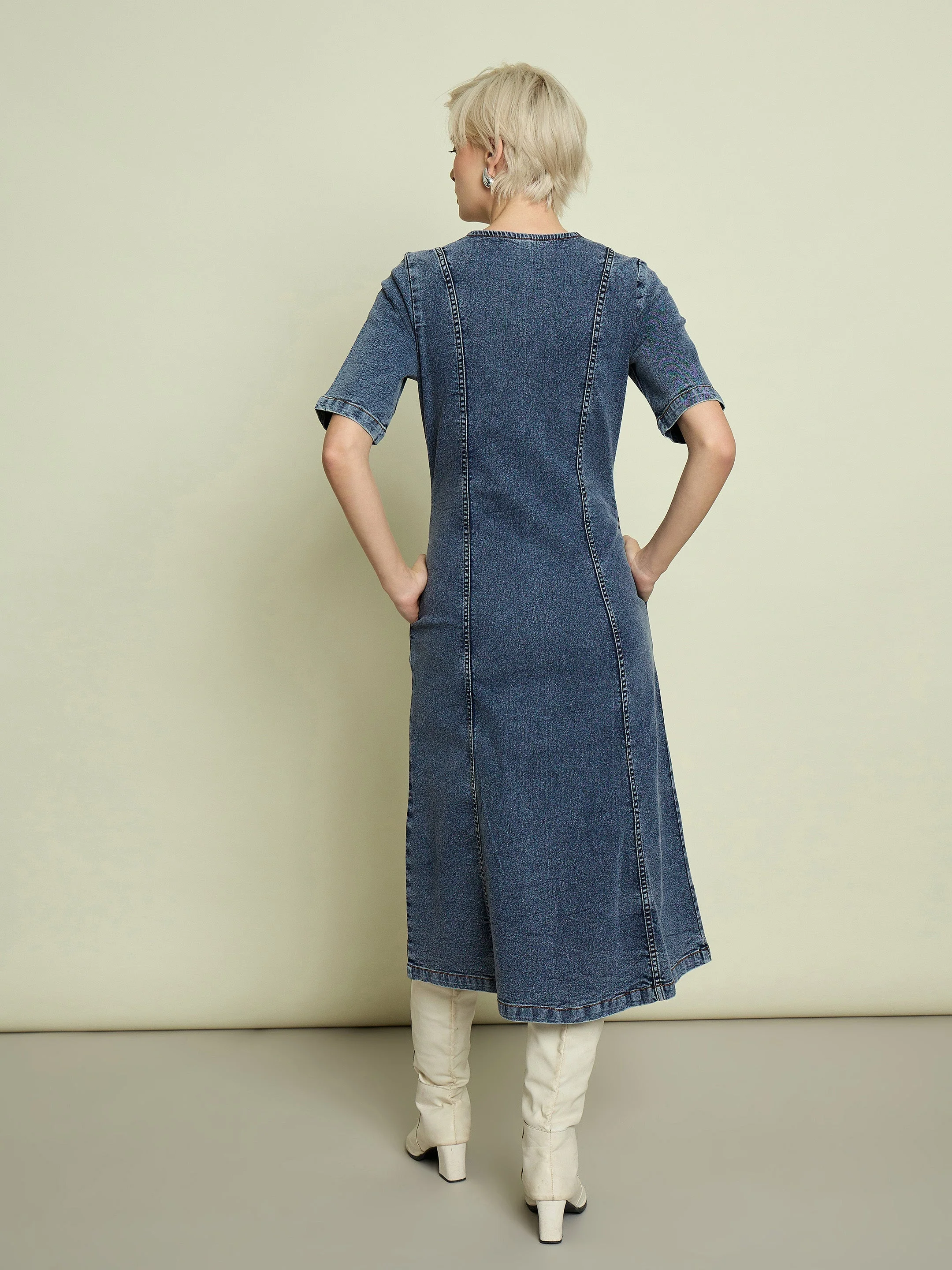 Women Blue Blast Denim V Neck Midi Dress - Image 5