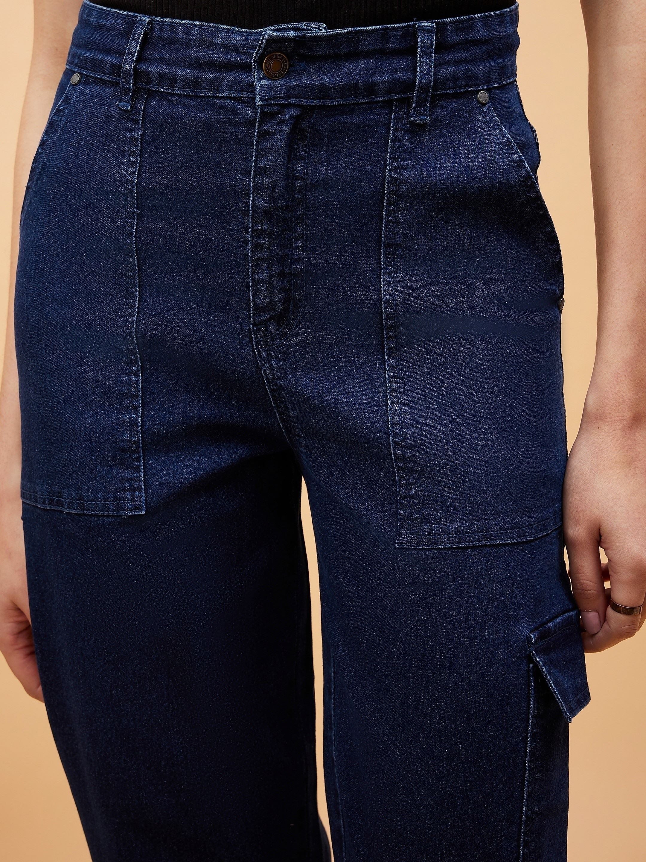 Women Blue Blast Multi Pockets Balloon Fit Jeans - Image 4