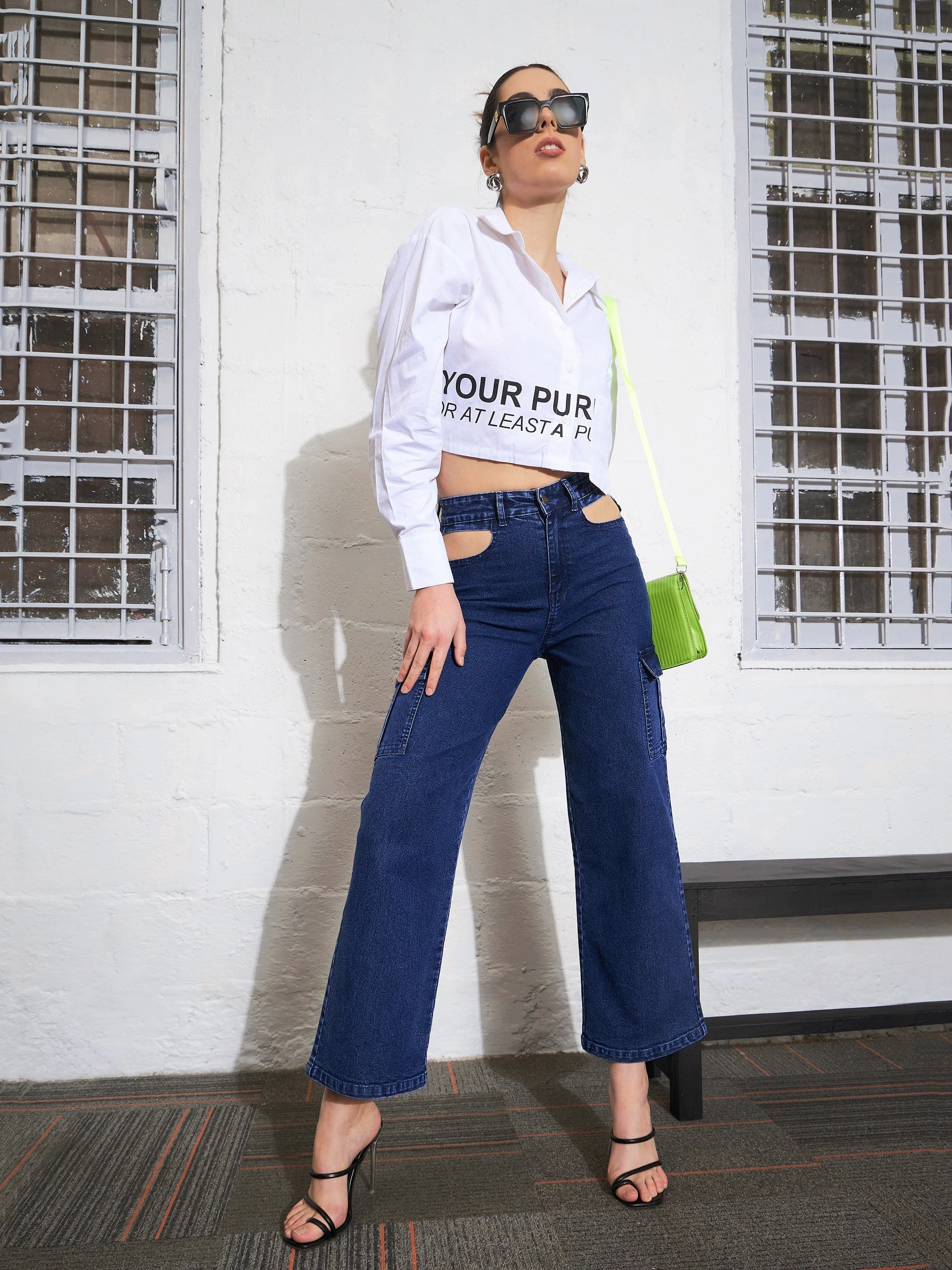 Women Blue Blast Waist Cut Out Cargo Jeans - Image 6