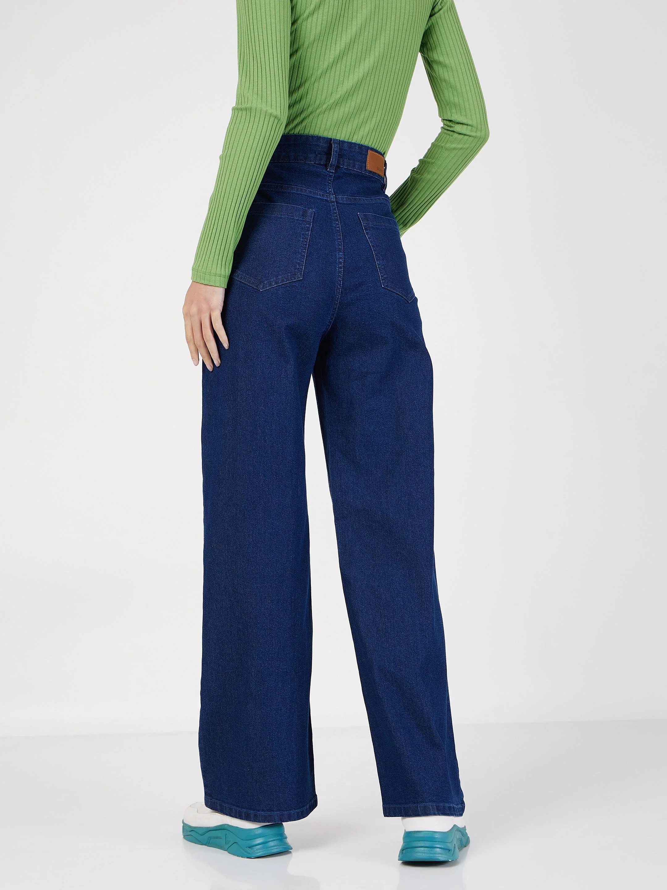 Women Blue Bone Pocket Straight Jeans - Image 5