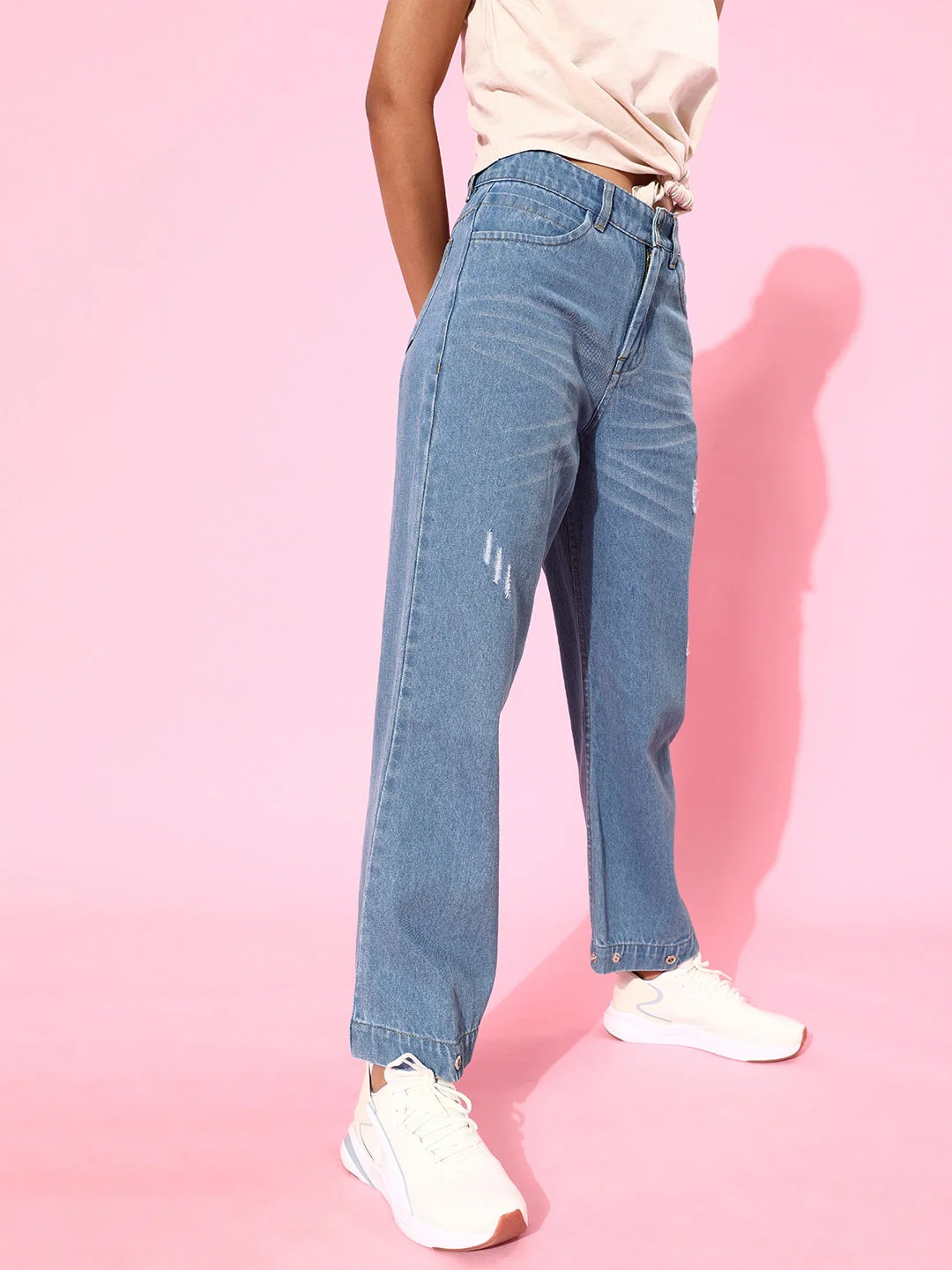 Women Blue Button-Hem Slouchy Jeans - Image 2