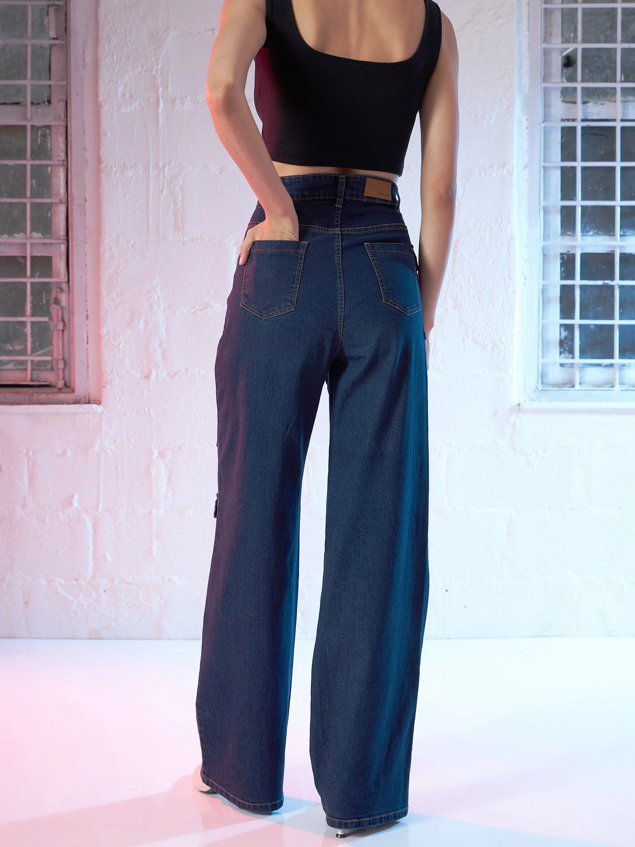 Women Blue Cargo Straight Jeans - Image 5