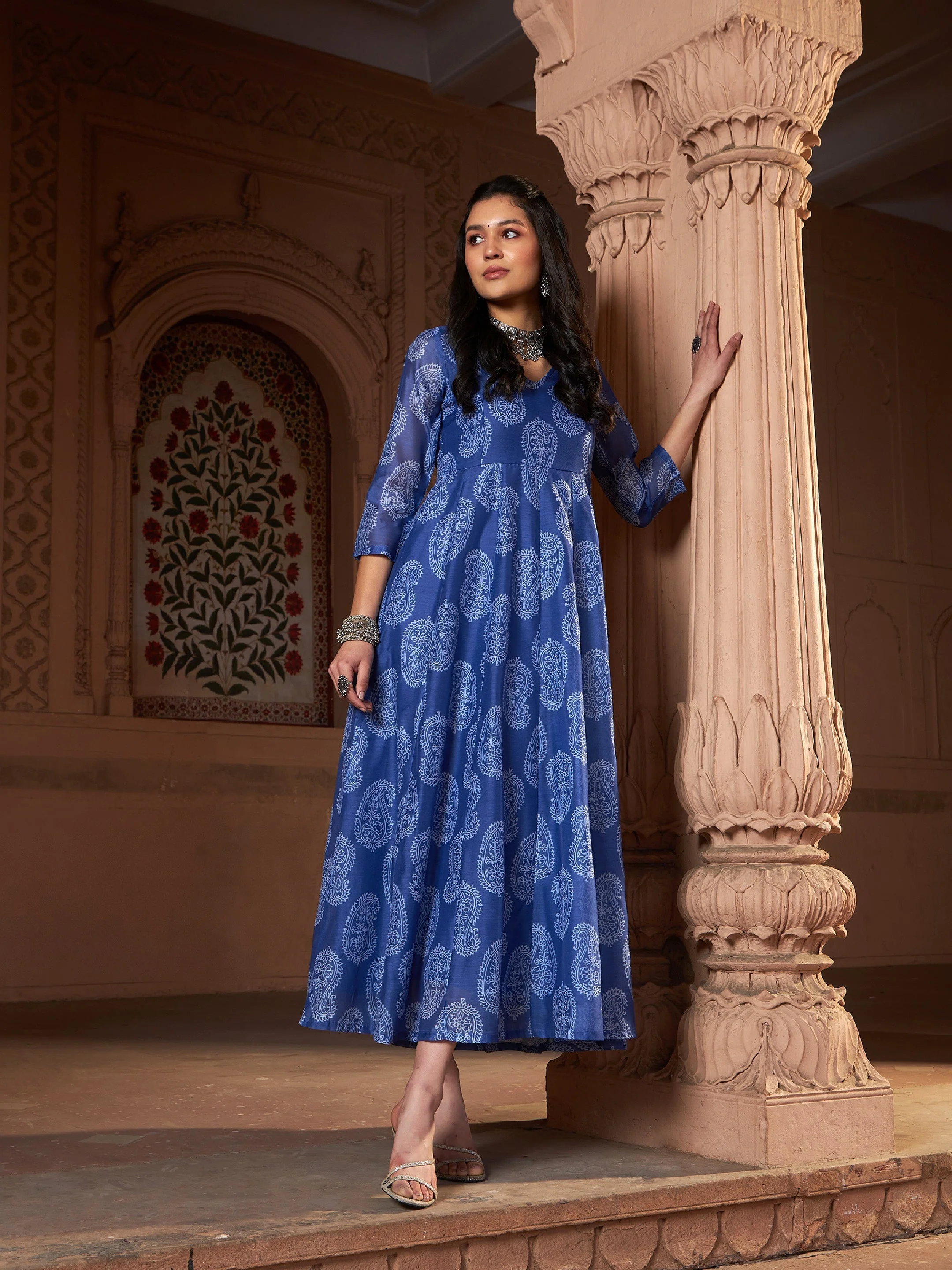 Women Blue Chanderi Paisley Long Anarkali Kurta - Image 2