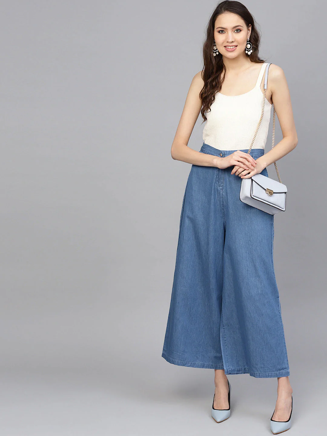 Women Blue Denim Pants - Image 4