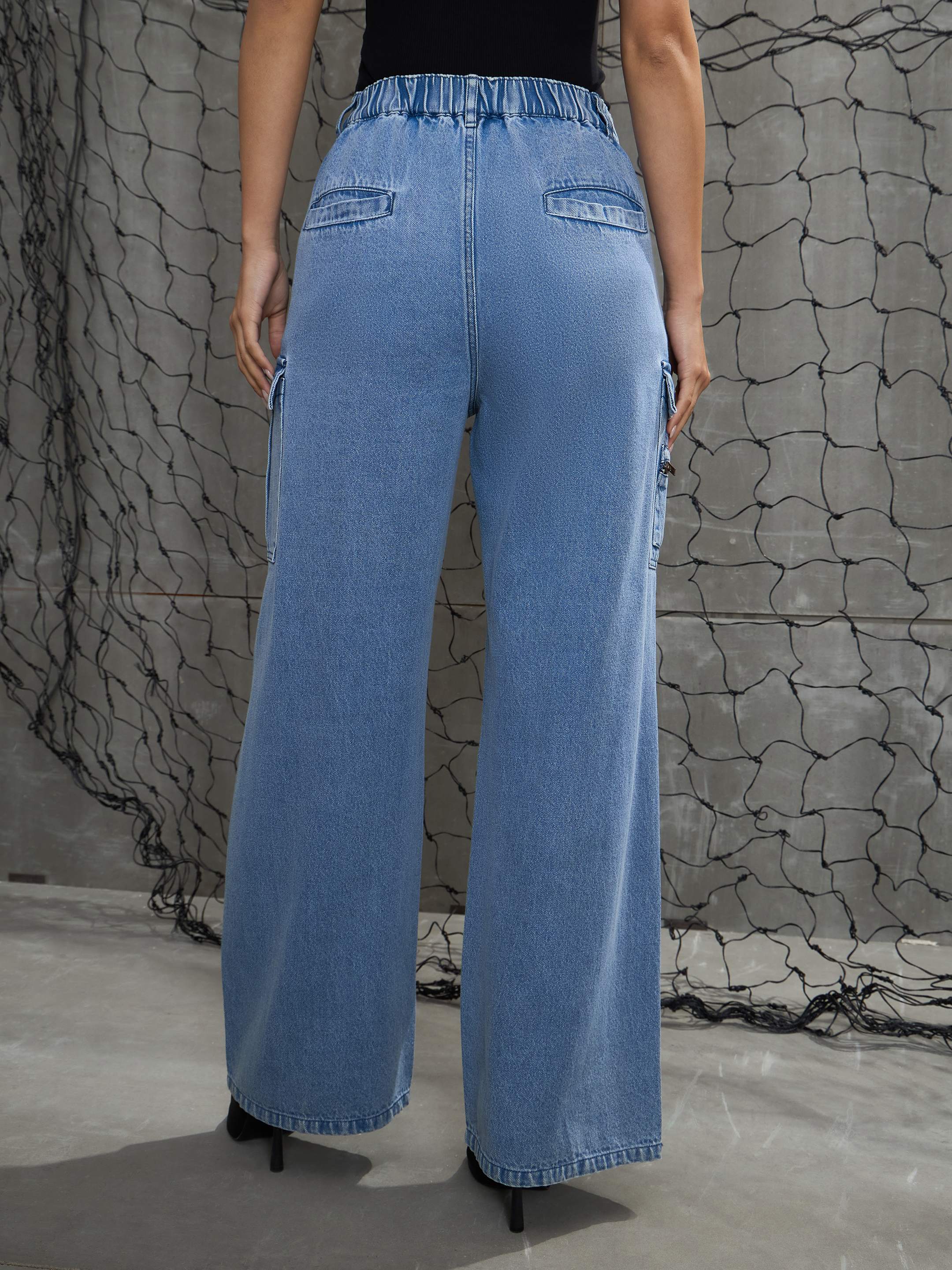 Women Blue Denim Pleated Knee Cargo Jeans - Image 5