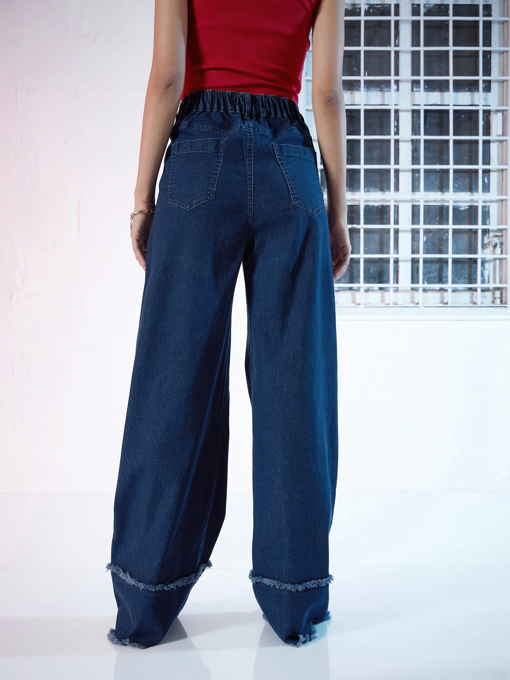Women Blue Denim Raw Hem Staright Fit Jeans - Image 5