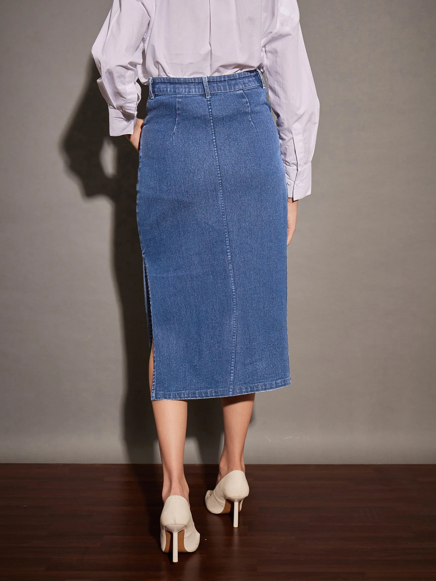 Women Blue Denim Side Slit Midi Skirt - Image 3