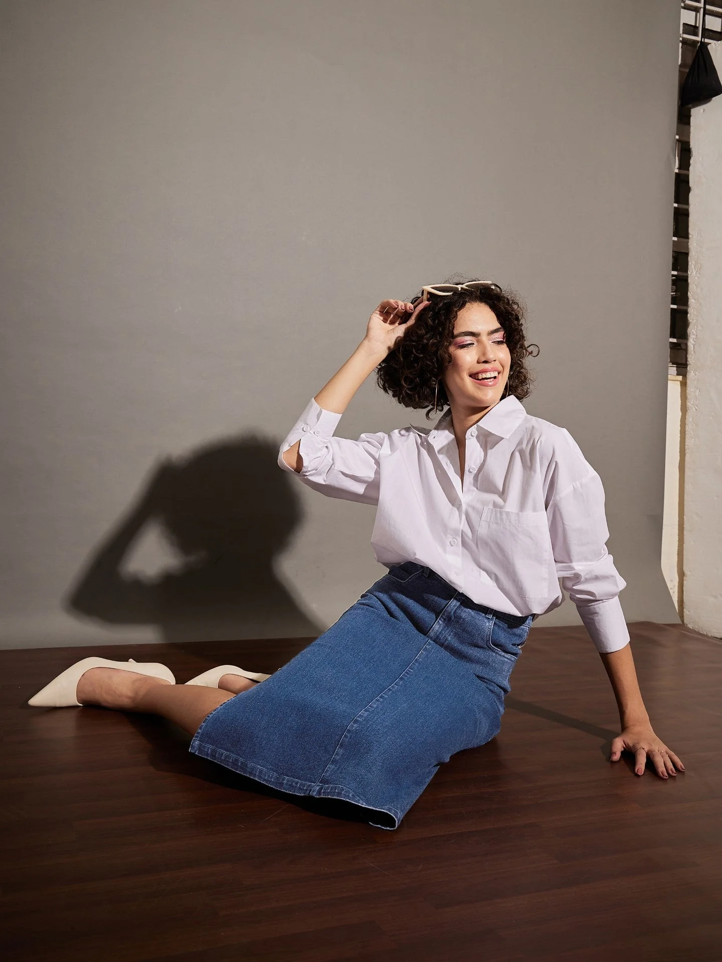 Women Blue Denim Side Slit Midi Skirt - Image 6