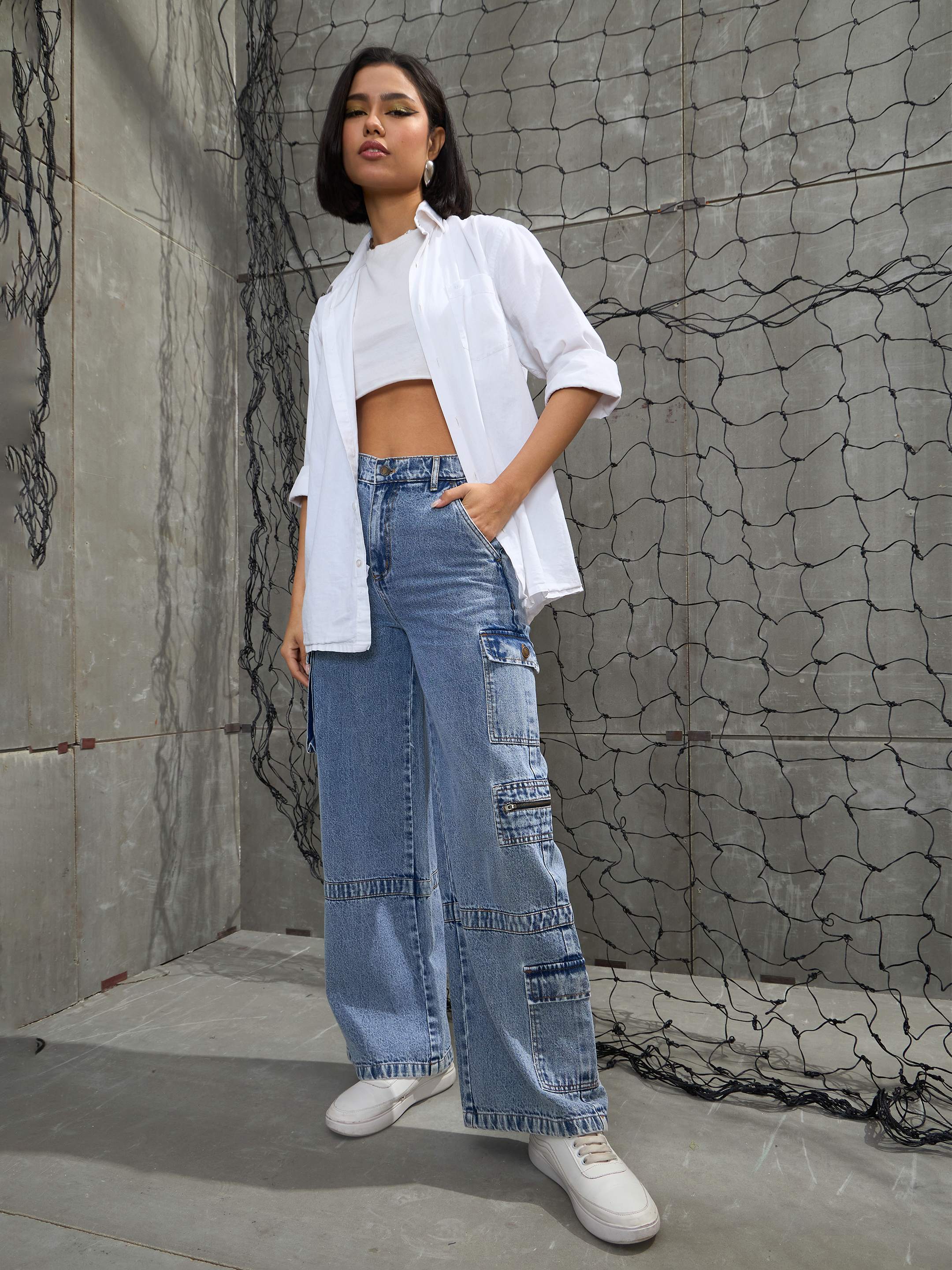 Women Blue Denim Straight Fit Jeans - Image 2