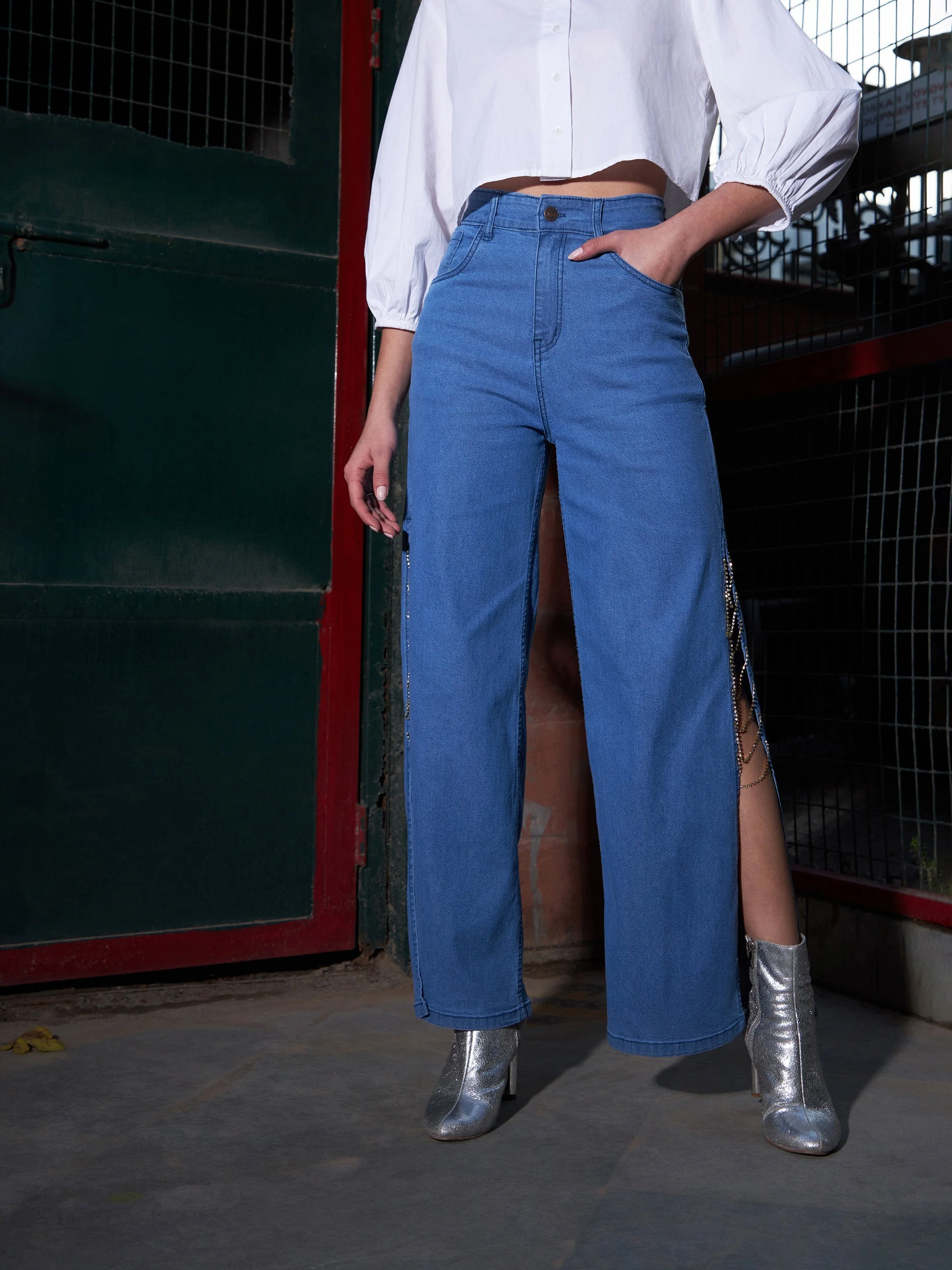 Women Blue Diamante Side Slit Straight Jeans - Image 4