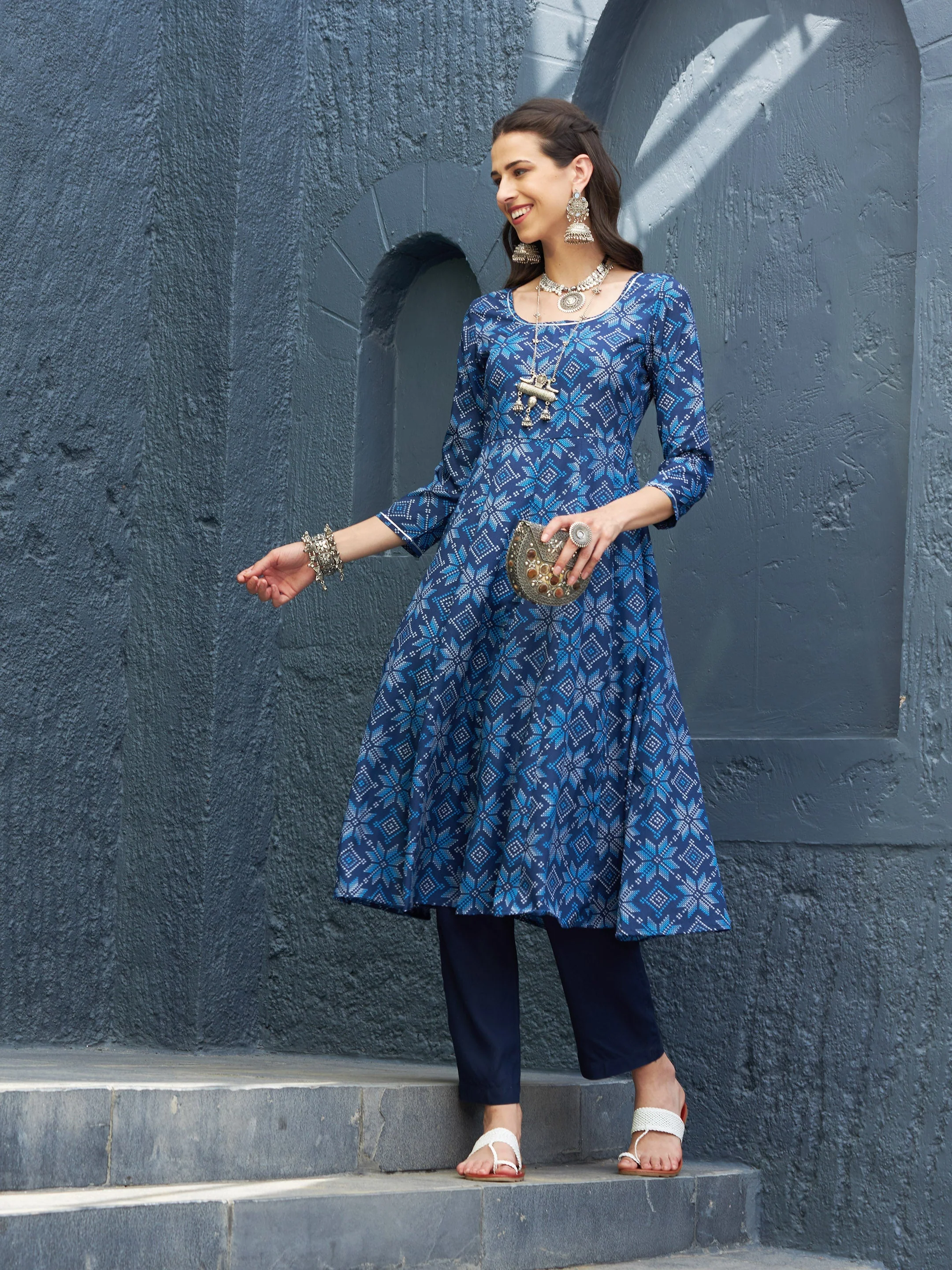 Women Blue Floral Anarkali Kurta - Image 6