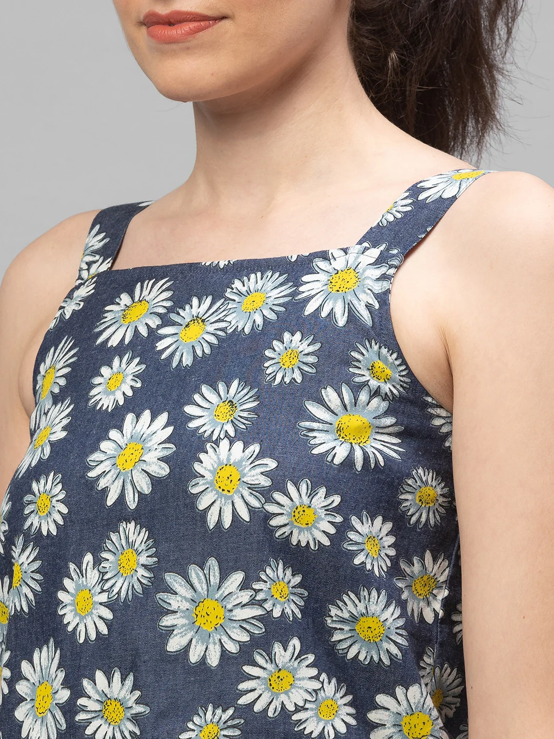 Women Blue Floral Printed Top - Image 5