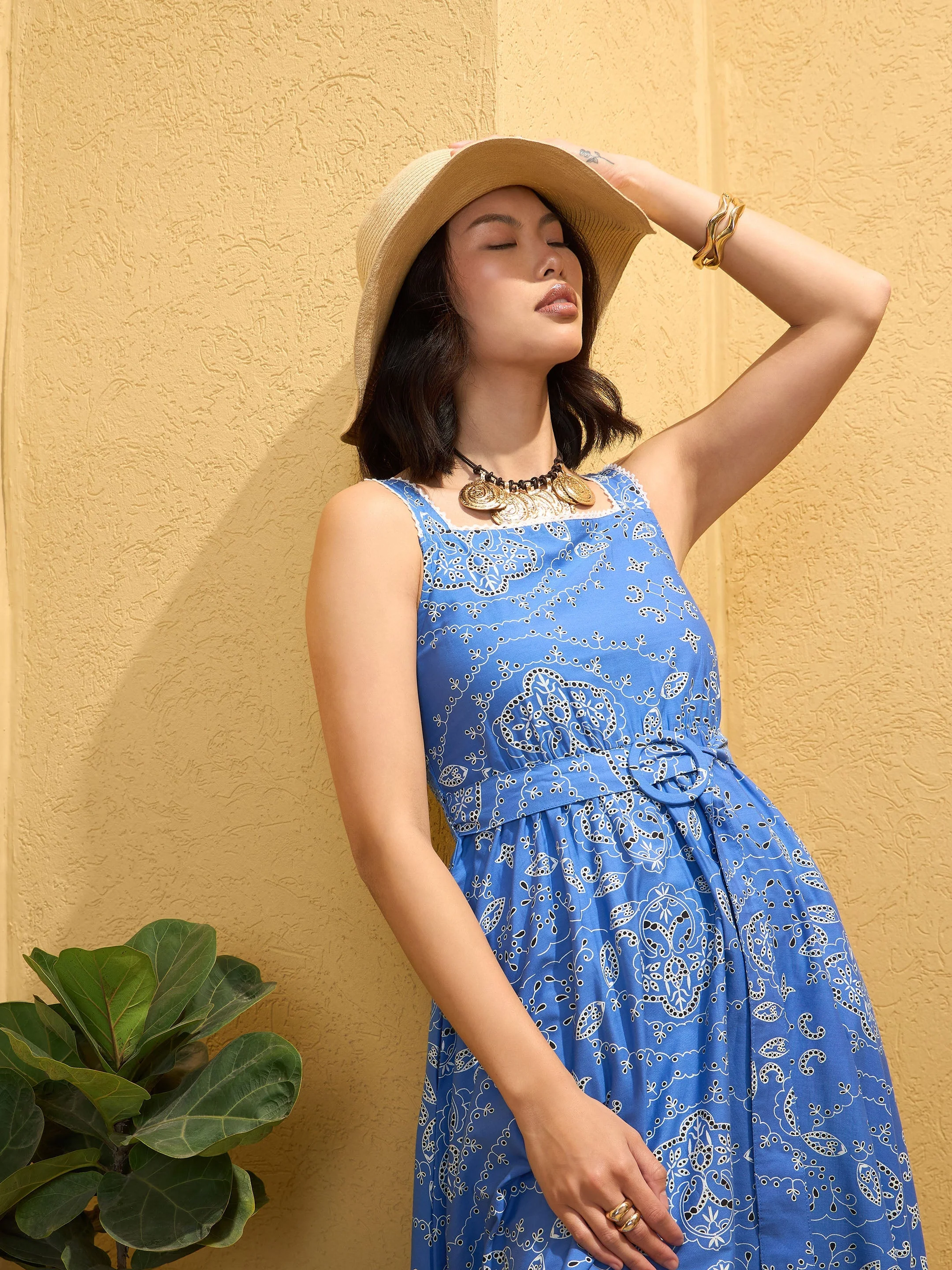 Women Blue Floral Strappy Midi Dress - Image 3