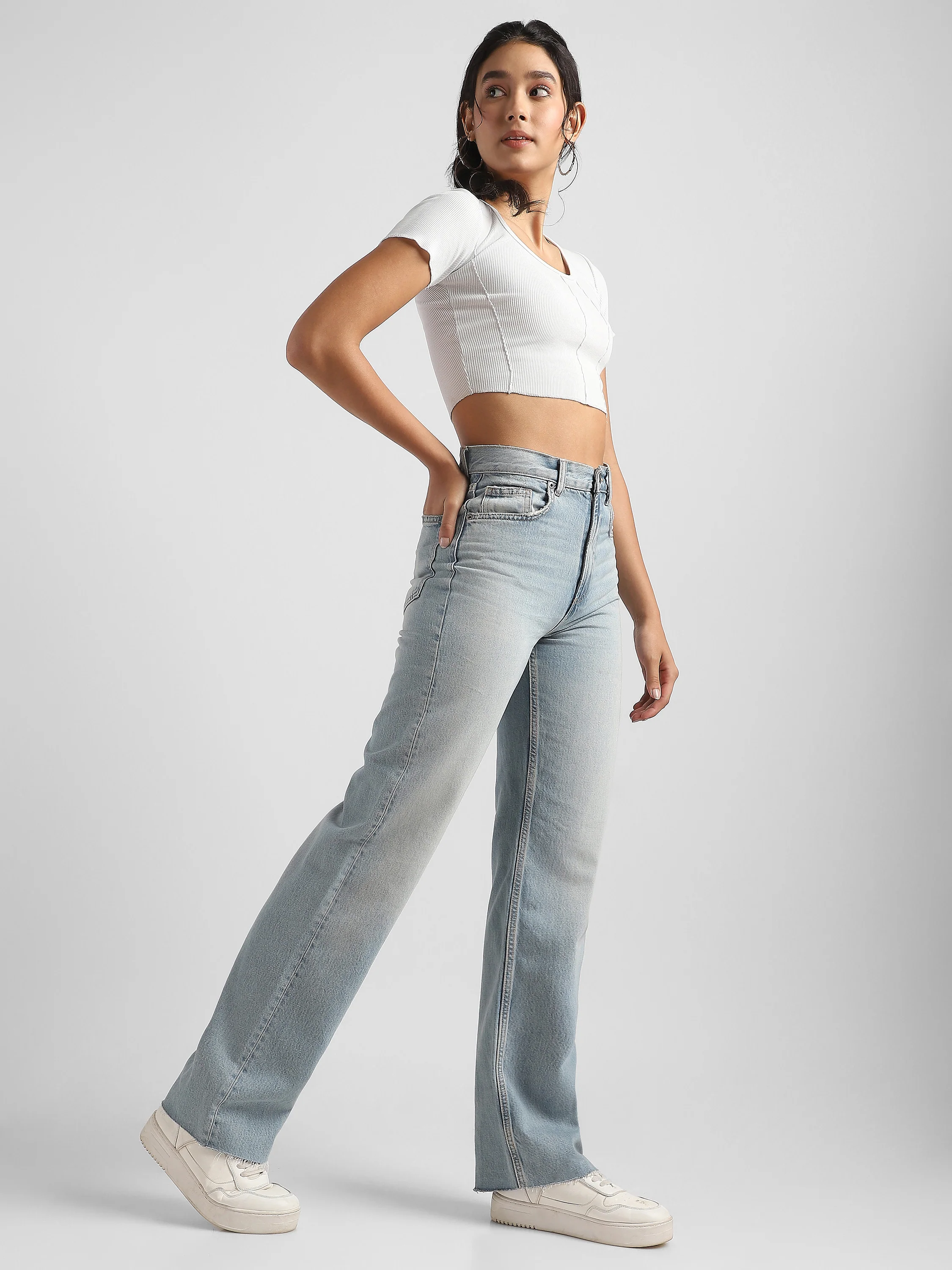 Women Blue High Waist Straight Fit Jeans - Image 2