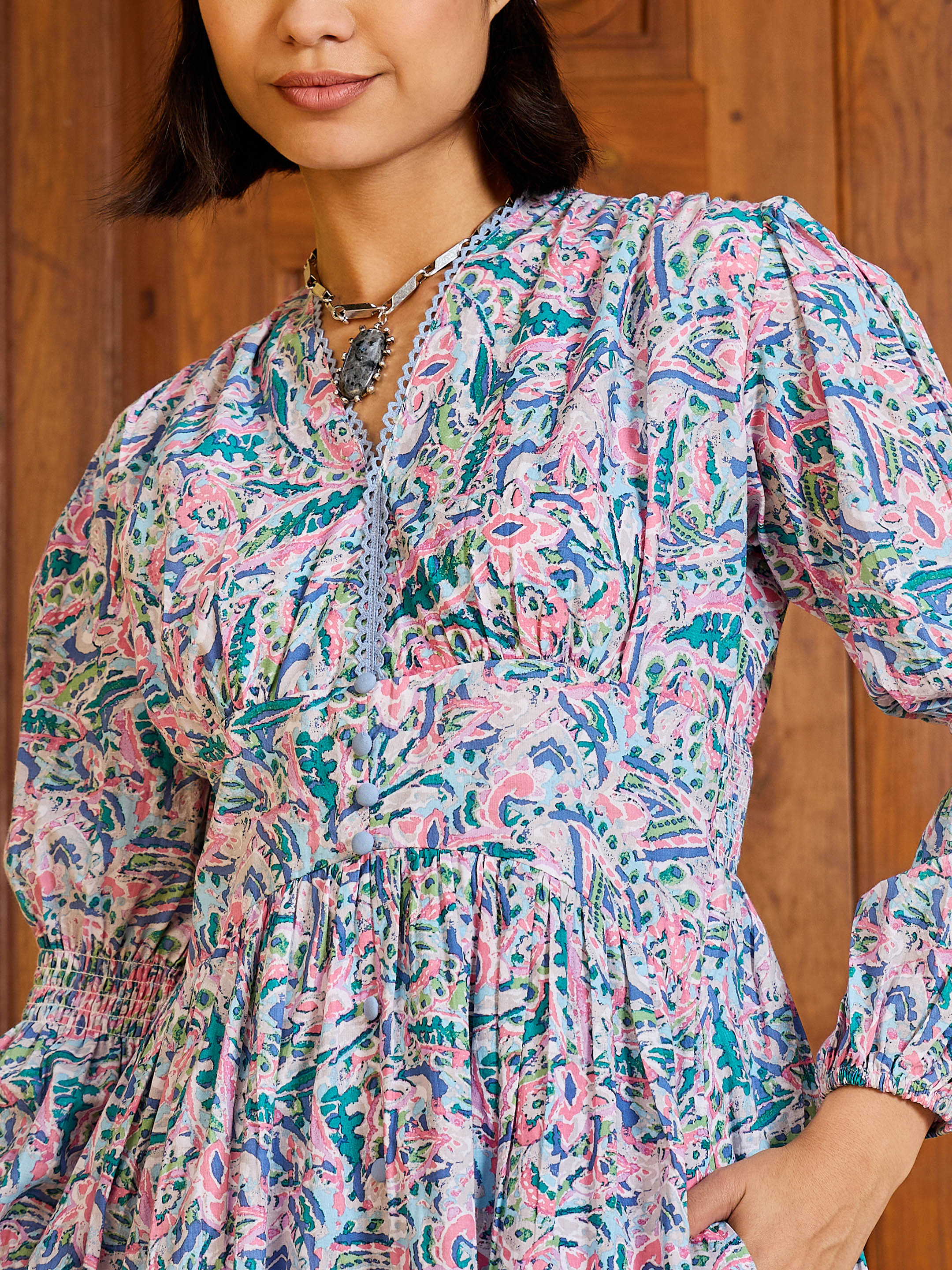 Women Blue Paisley V-Neck Gathered Maxi Dress - Image 2