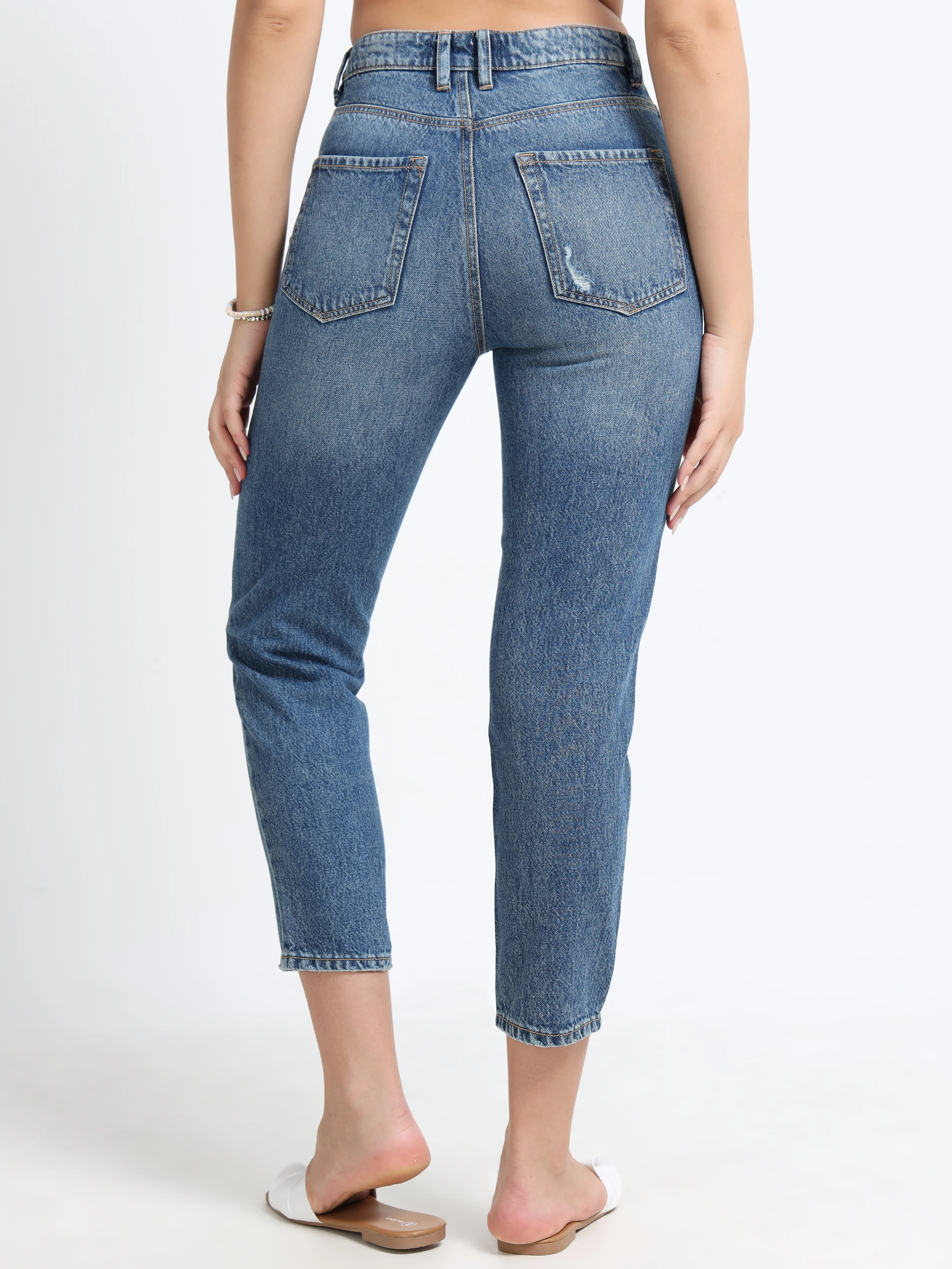Women Blue Slim Fit Denims - Image 3