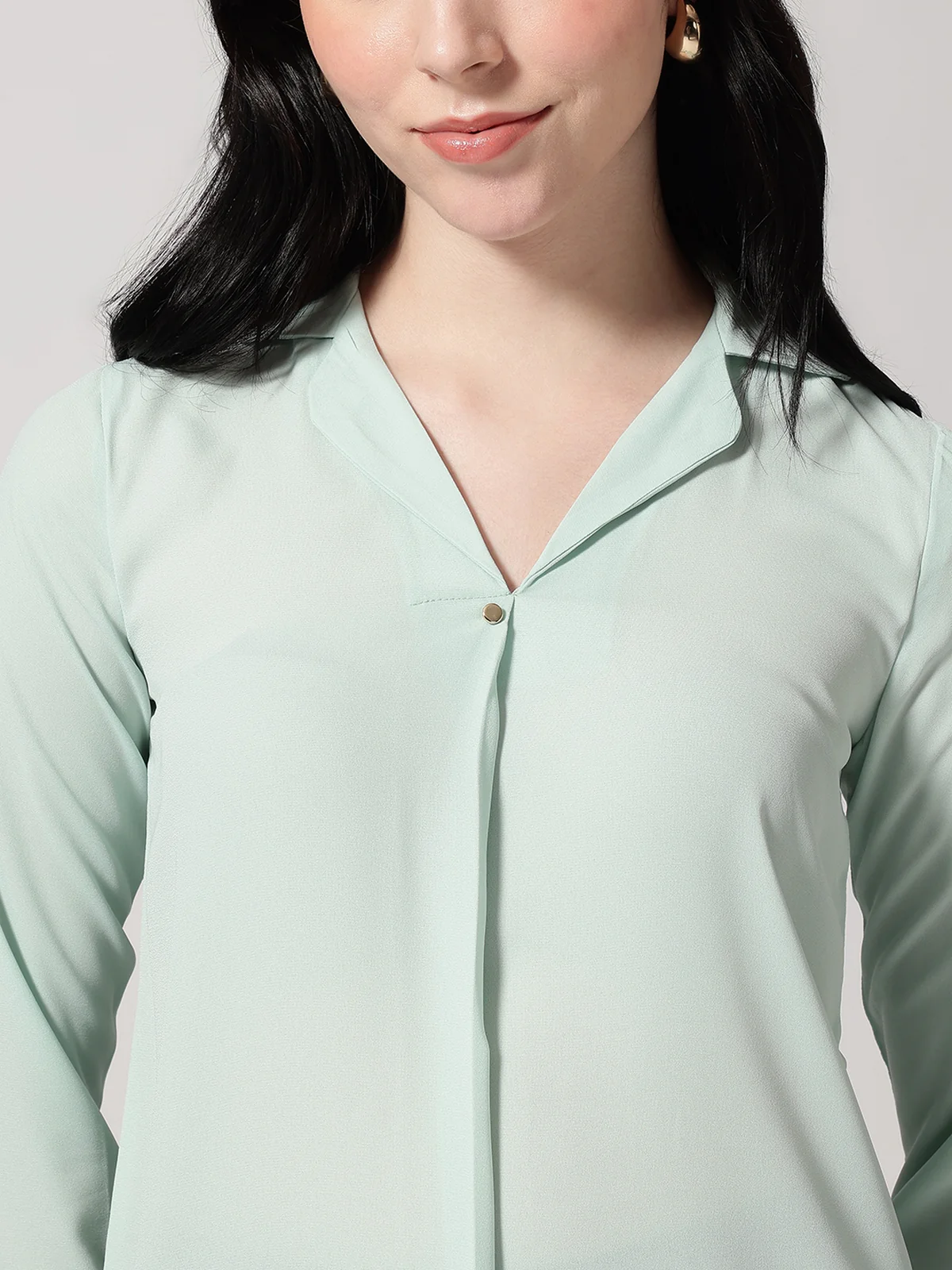 Women Green Polyester Cuban Collar Top - Image 4