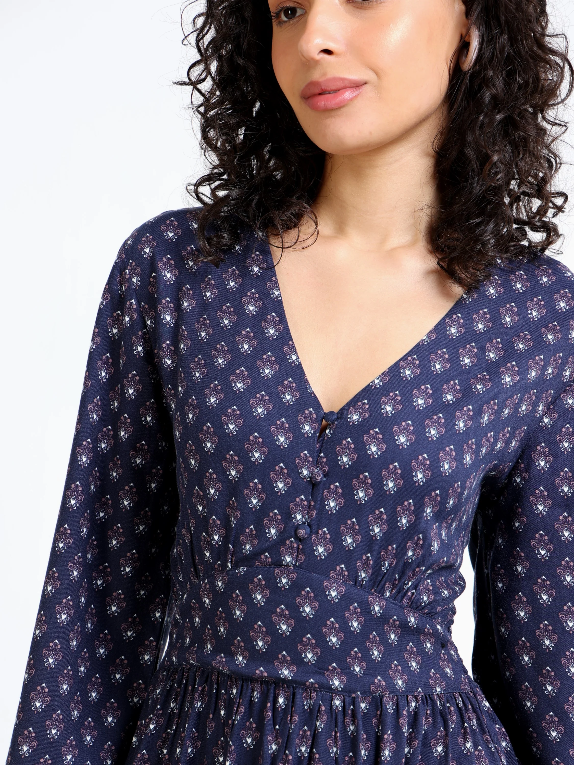 Women Blue Printed Maxi Dress - Image 4