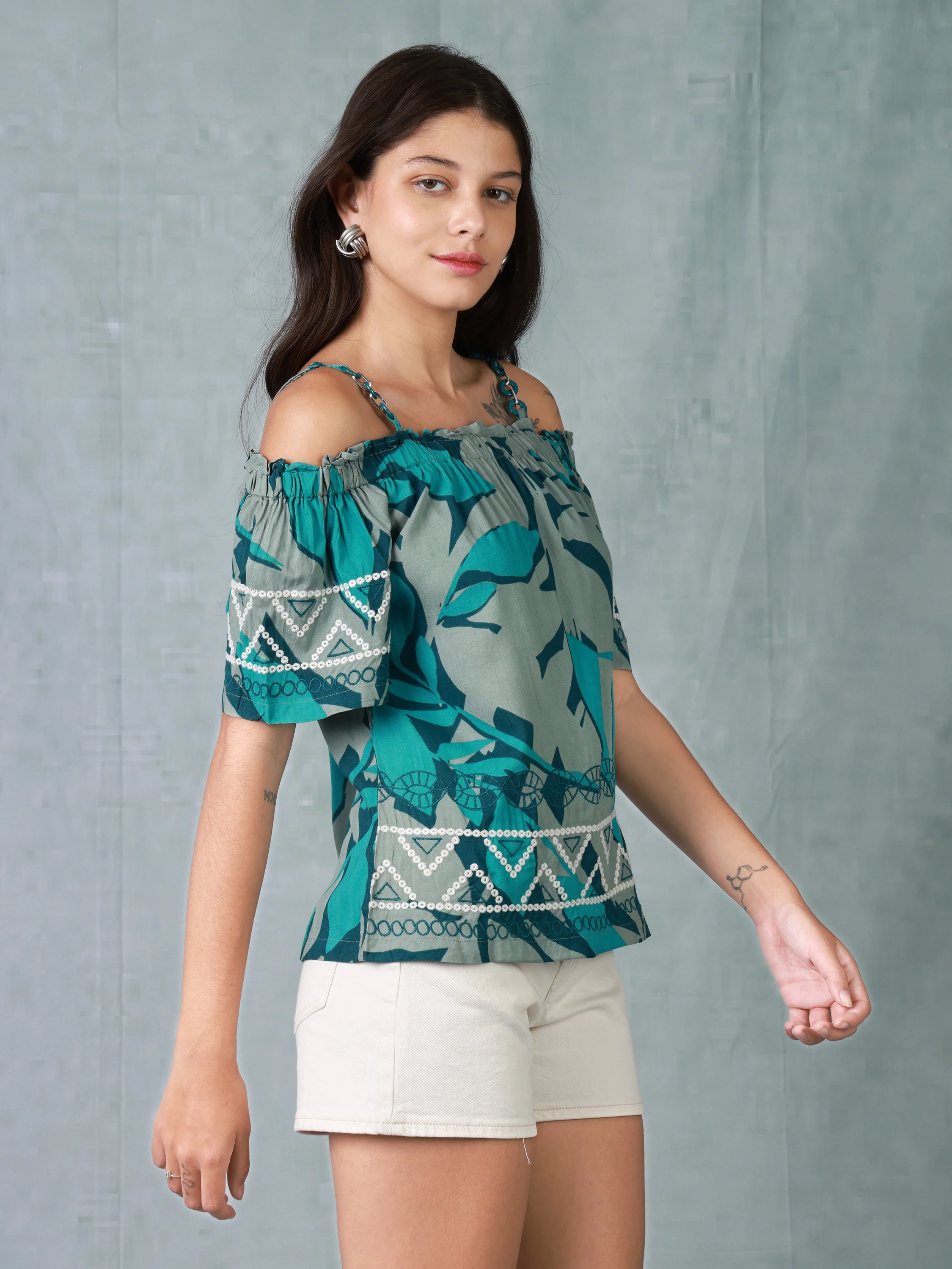 Women Blue Printed Cold Shoulder Top - Image 5
