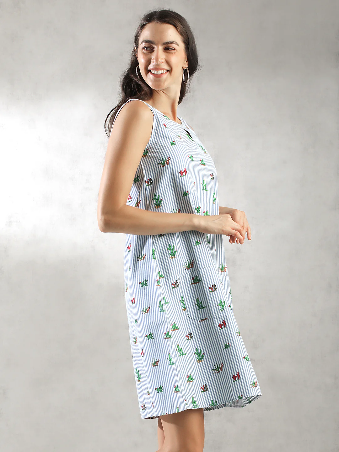 Women Blue Printed Casual Dress - Image 5