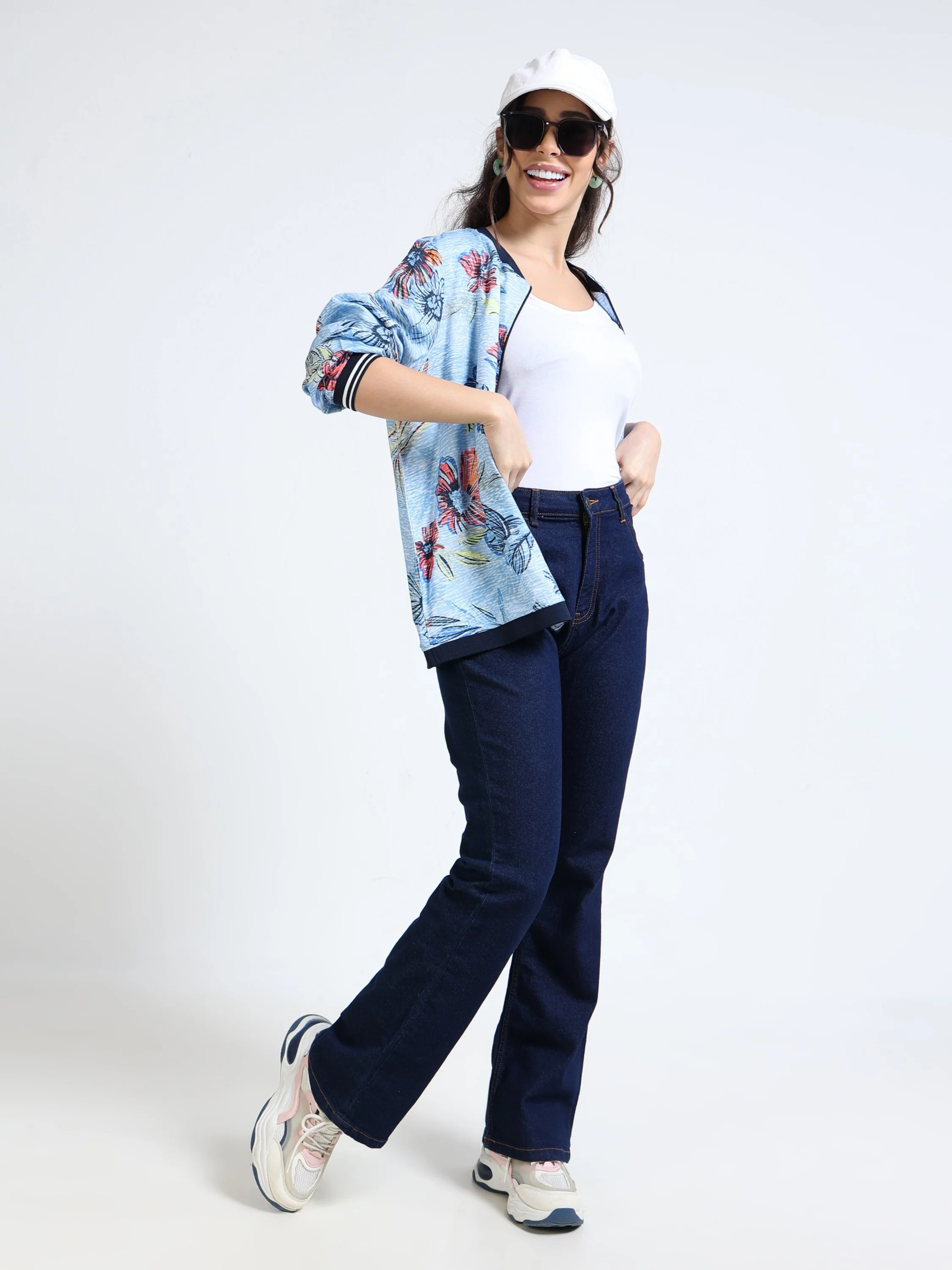 Women Blue Printed Relaxed Jacket - Image 2