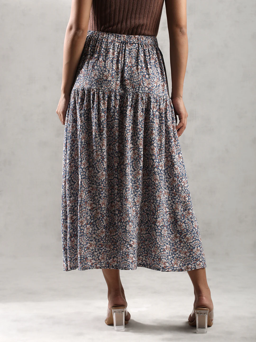 Women Blue Printed Long Length Skirt - Image 3