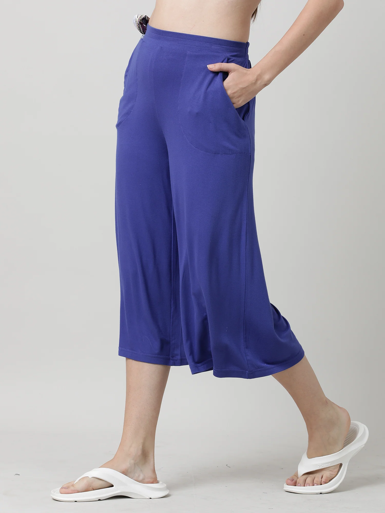 Women Blue Relaxed Fit Culottes - Image 3