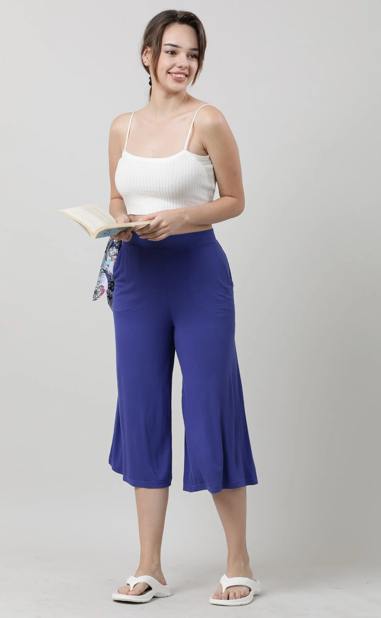 Women Blue Relaxed Fit Culottes - Image 7