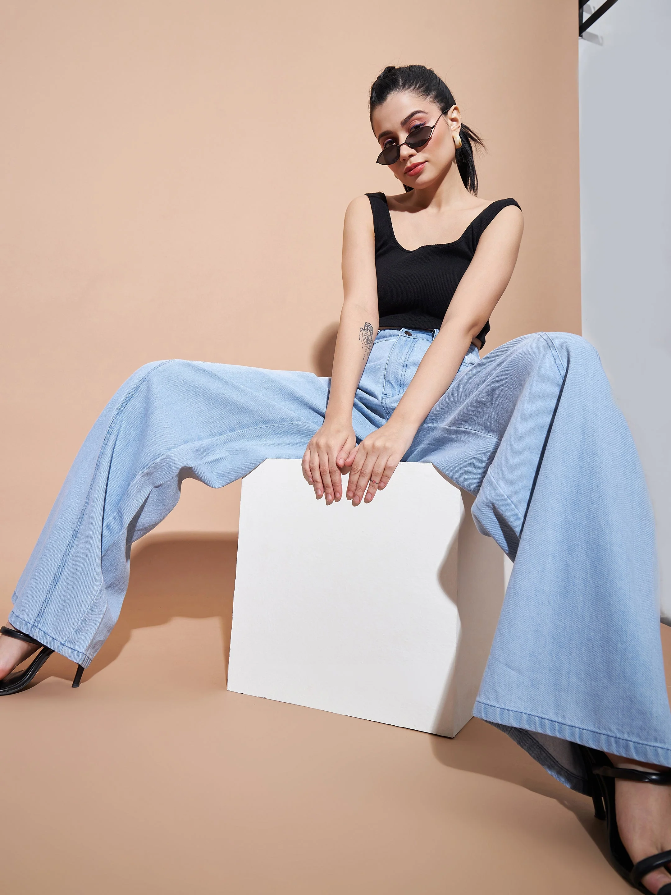 Women Blue Seam Detail Wide Leg Jeans - Image 5
