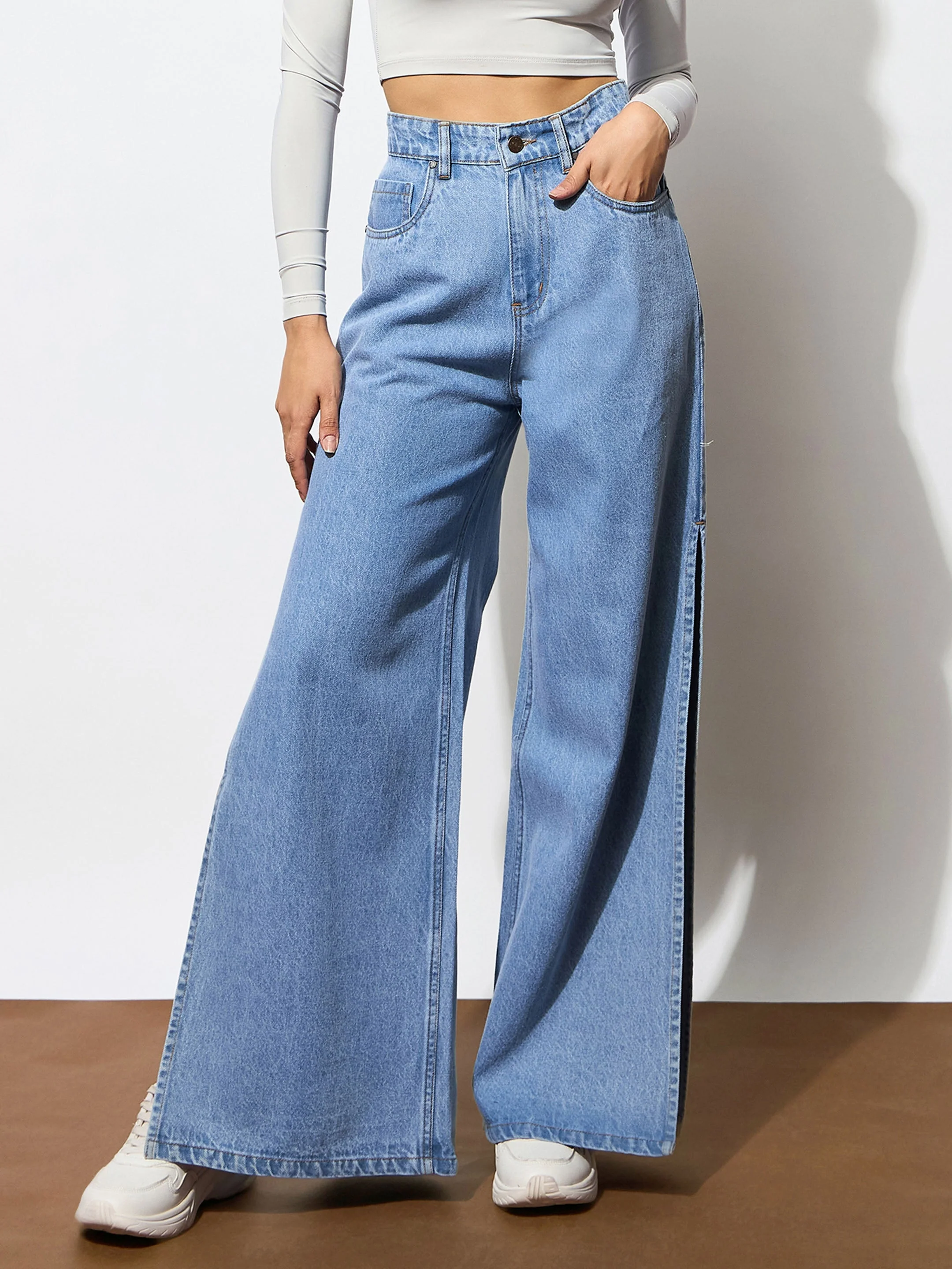 Women Blue Side Slit Wide Leg Jeans - Image 3