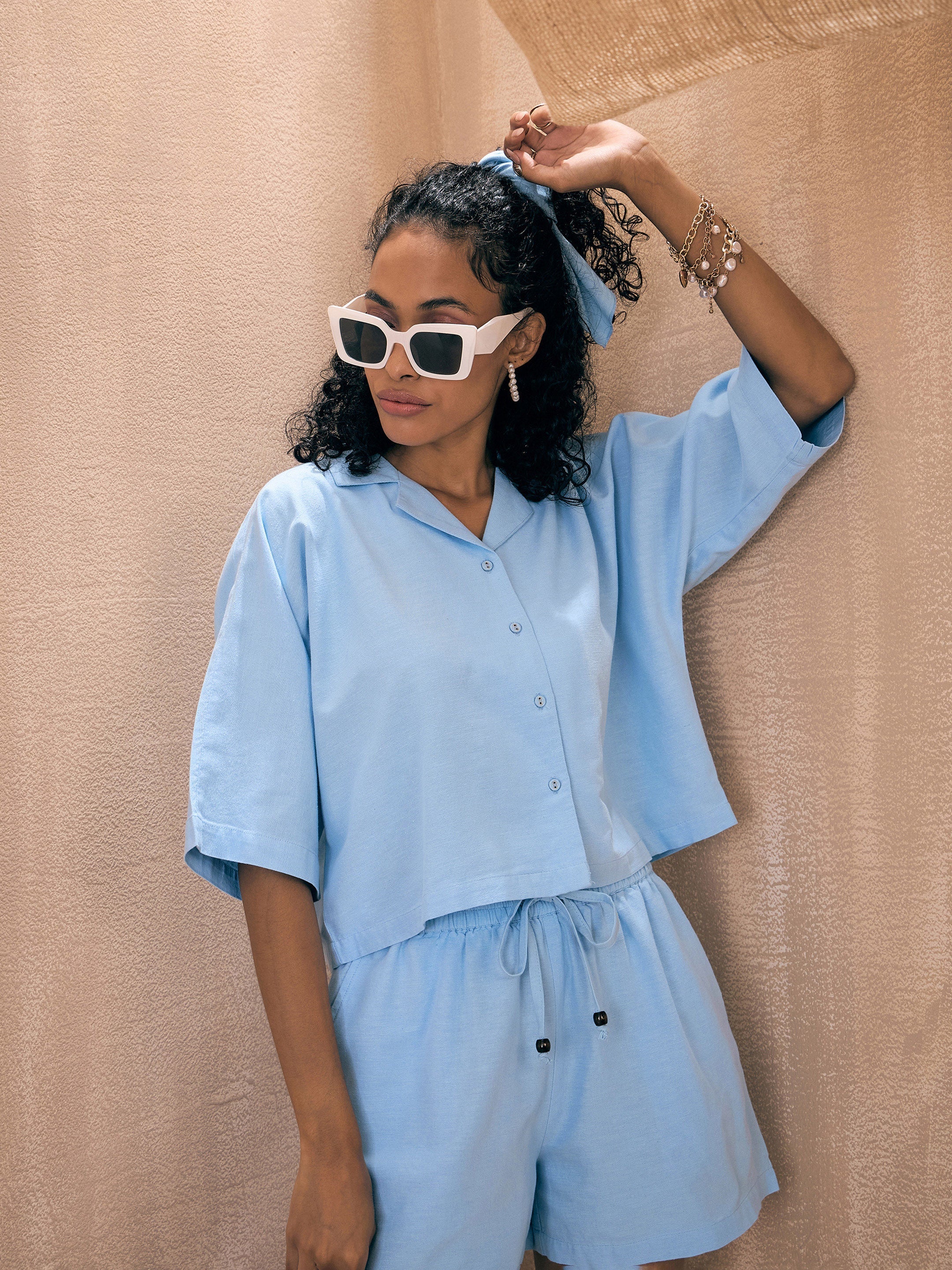 Women Blue Solid Crop Shirt With Shorts - Image 4