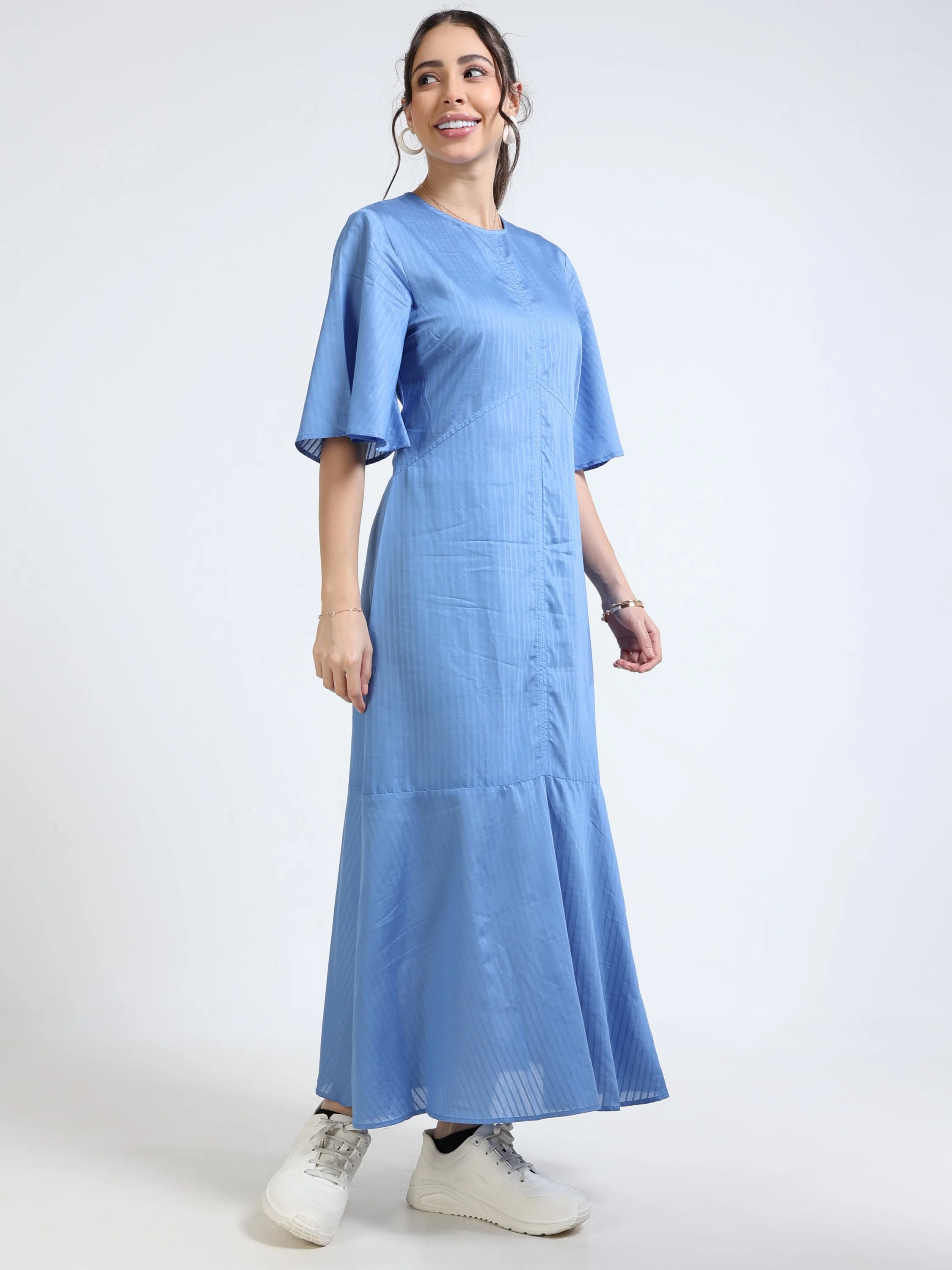 Women Bell Sleeve Maxi Dress - Image 4