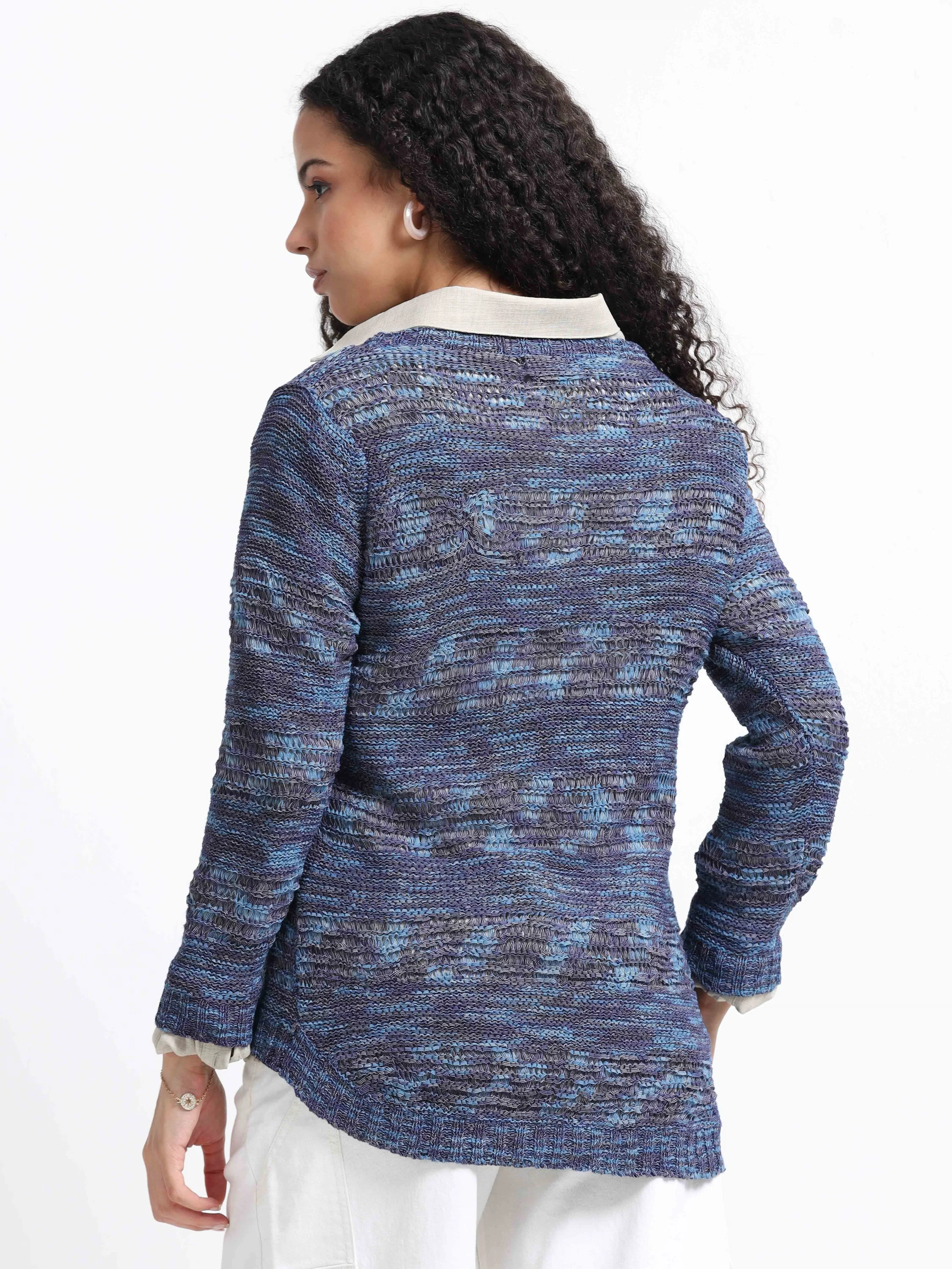 Women Blue Textured Sweater - Image 4