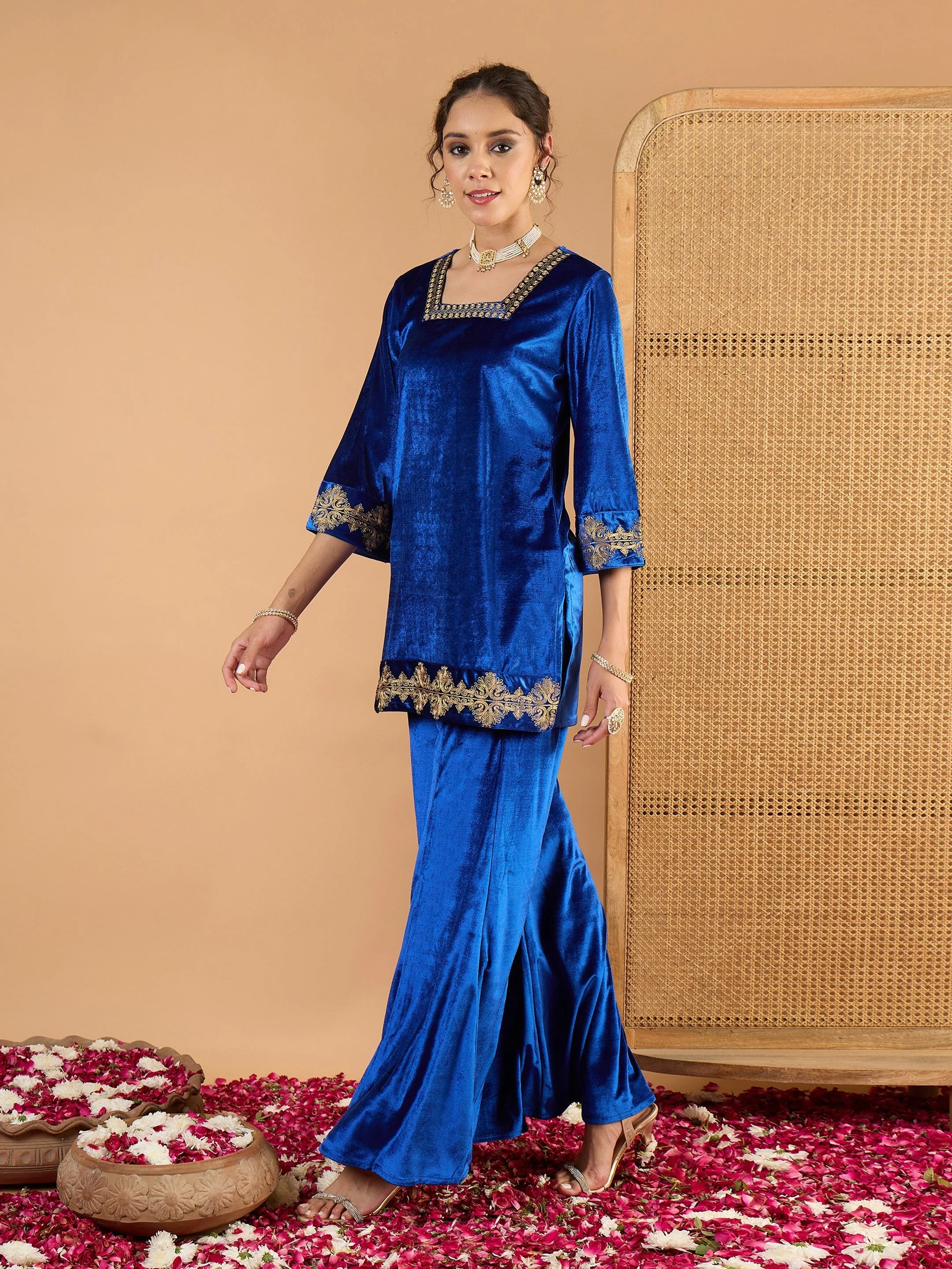 Women Blue Velvet Embroidered Glass Neck Short Kurta With Palazzos - Image 3