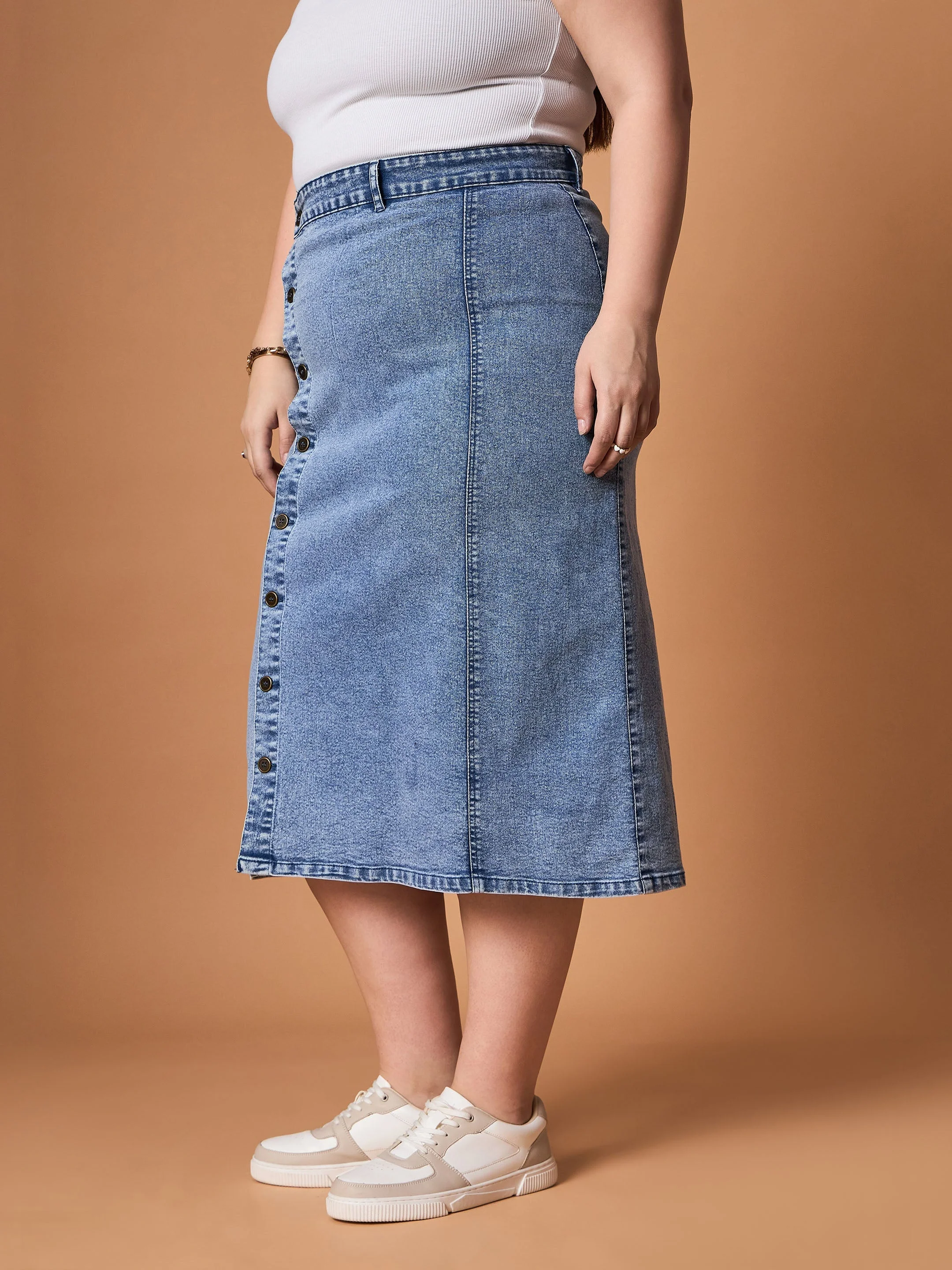 Women Blue Wash Denim Side Button Midi Skirt - Image 3