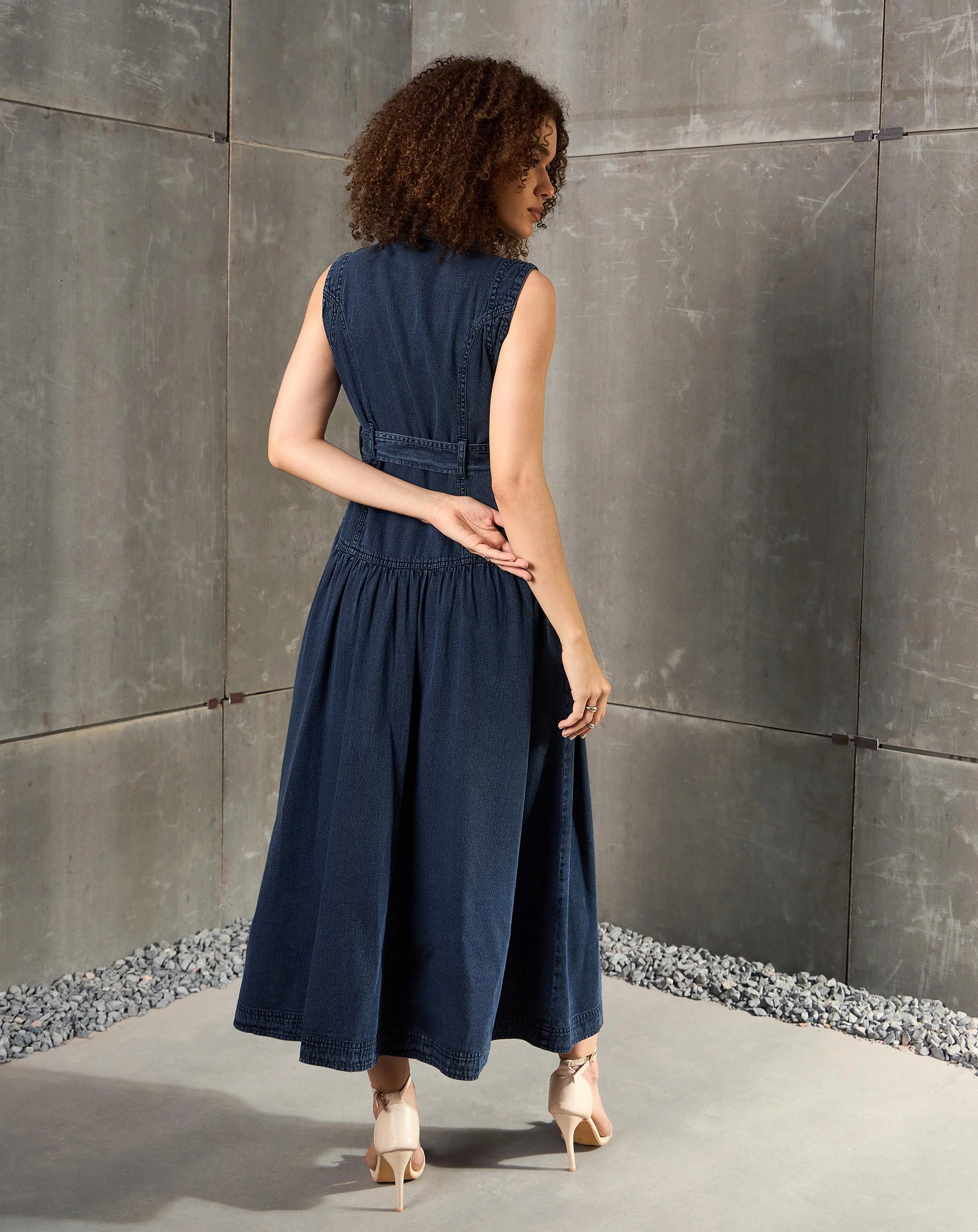 Women Blue Washed Denim Notch Collar Belted Maxi Dress - Image 5