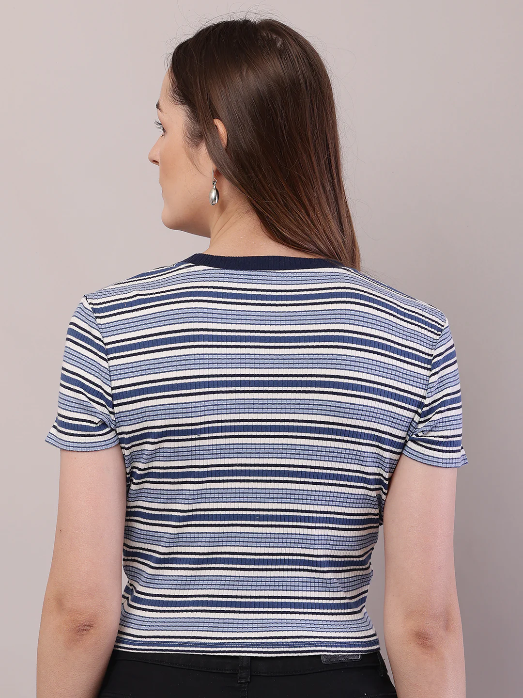 Women Blue-White Cotton Round Neck Crop Top - Image 4