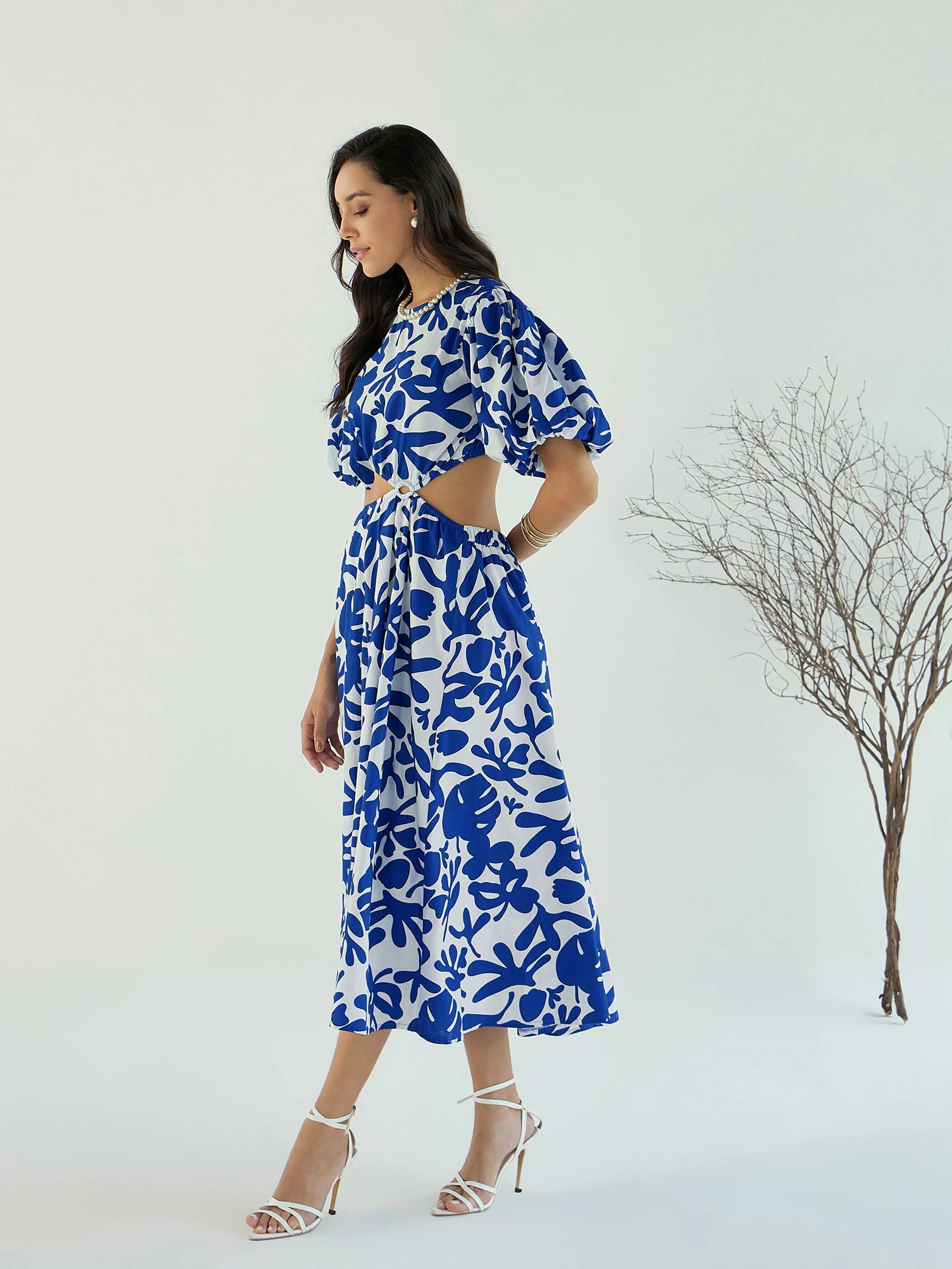 Women Blue & White Floral Side Cut Out Midi Dress - Image 5