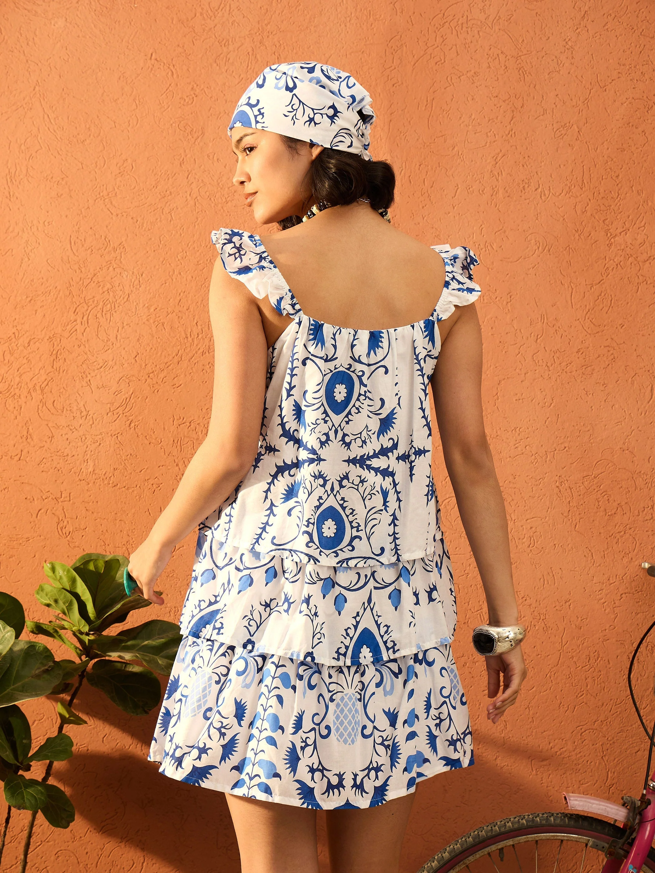 Women Blue & White Floral Strappy Tired Frill Short Dress - Image 5
