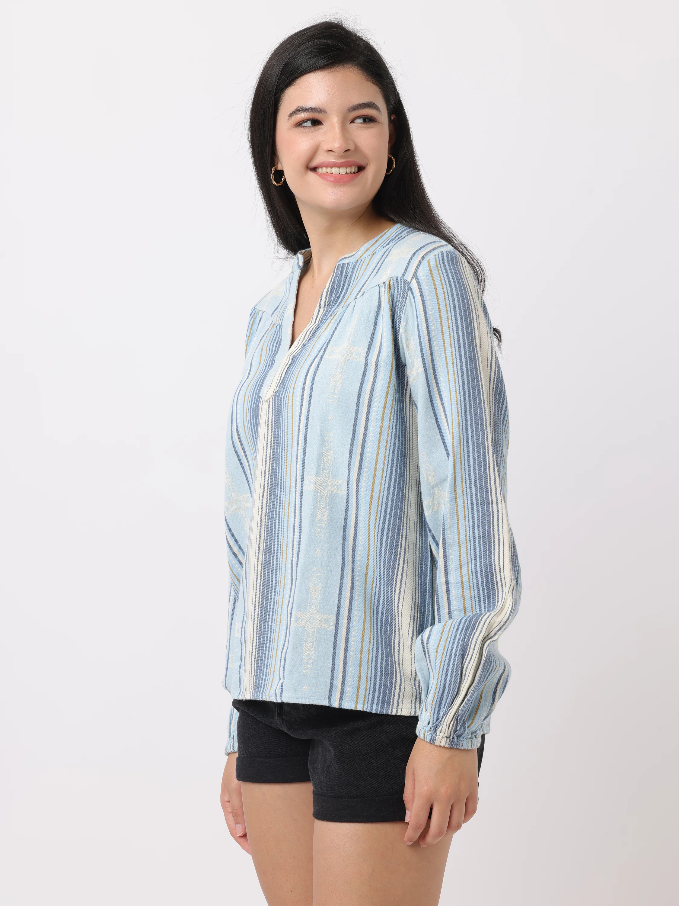 Women Blue & White Mandarin collar Top - Image 4