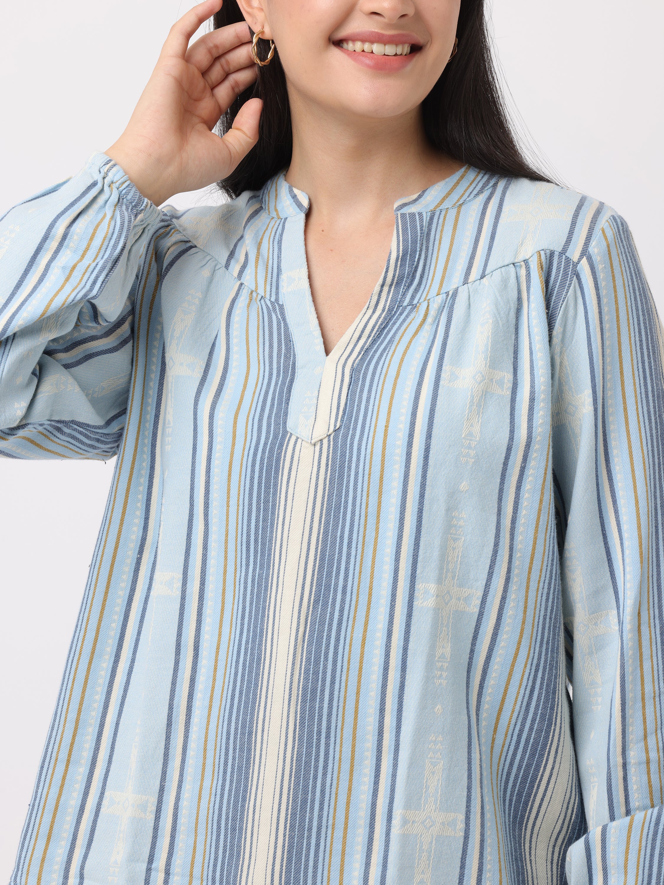 Women Blue & White Mandarin collar Top - Image 5