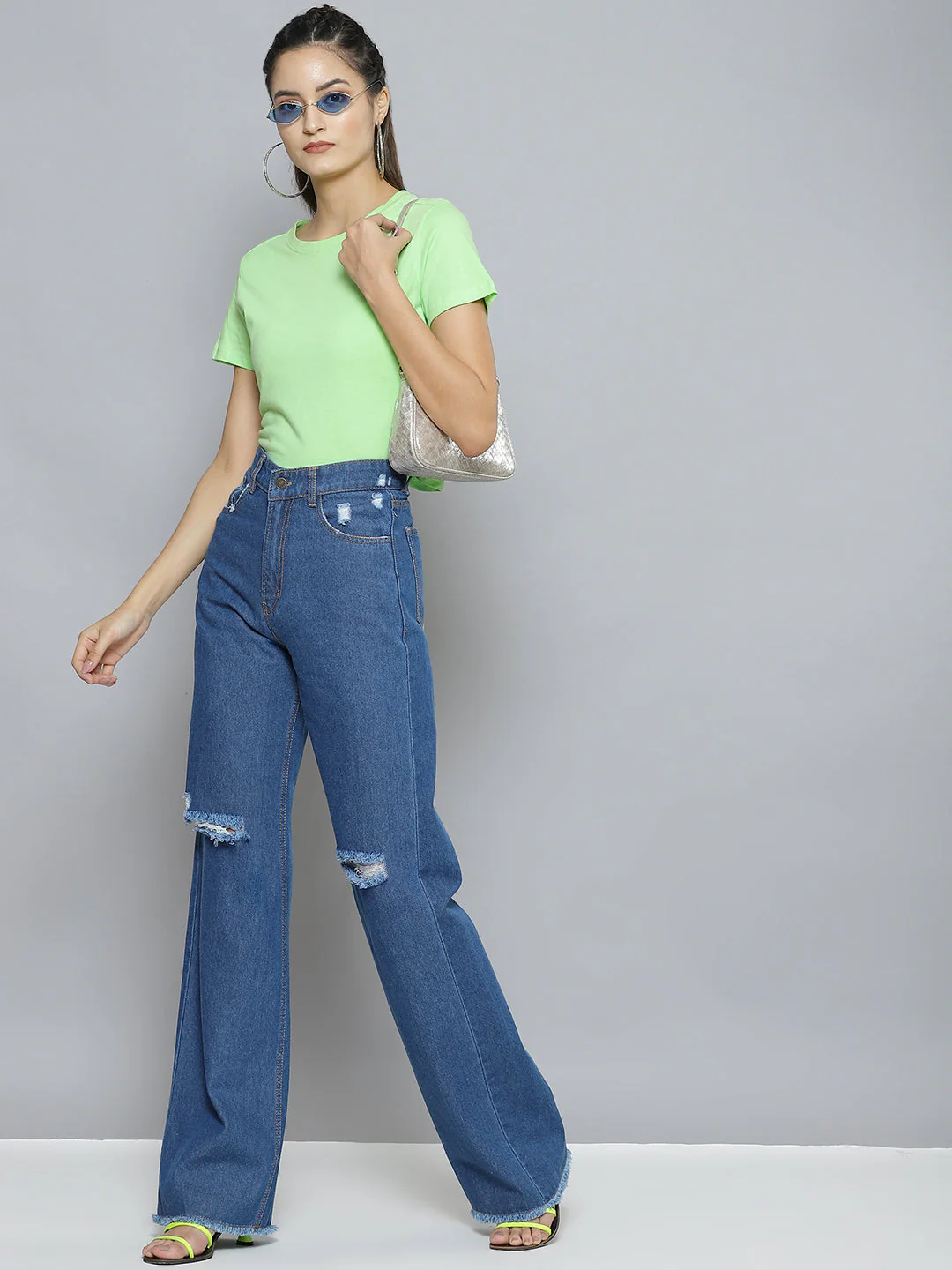 Women Blue Wide Leg Distressed Slit Jeans - Image 4