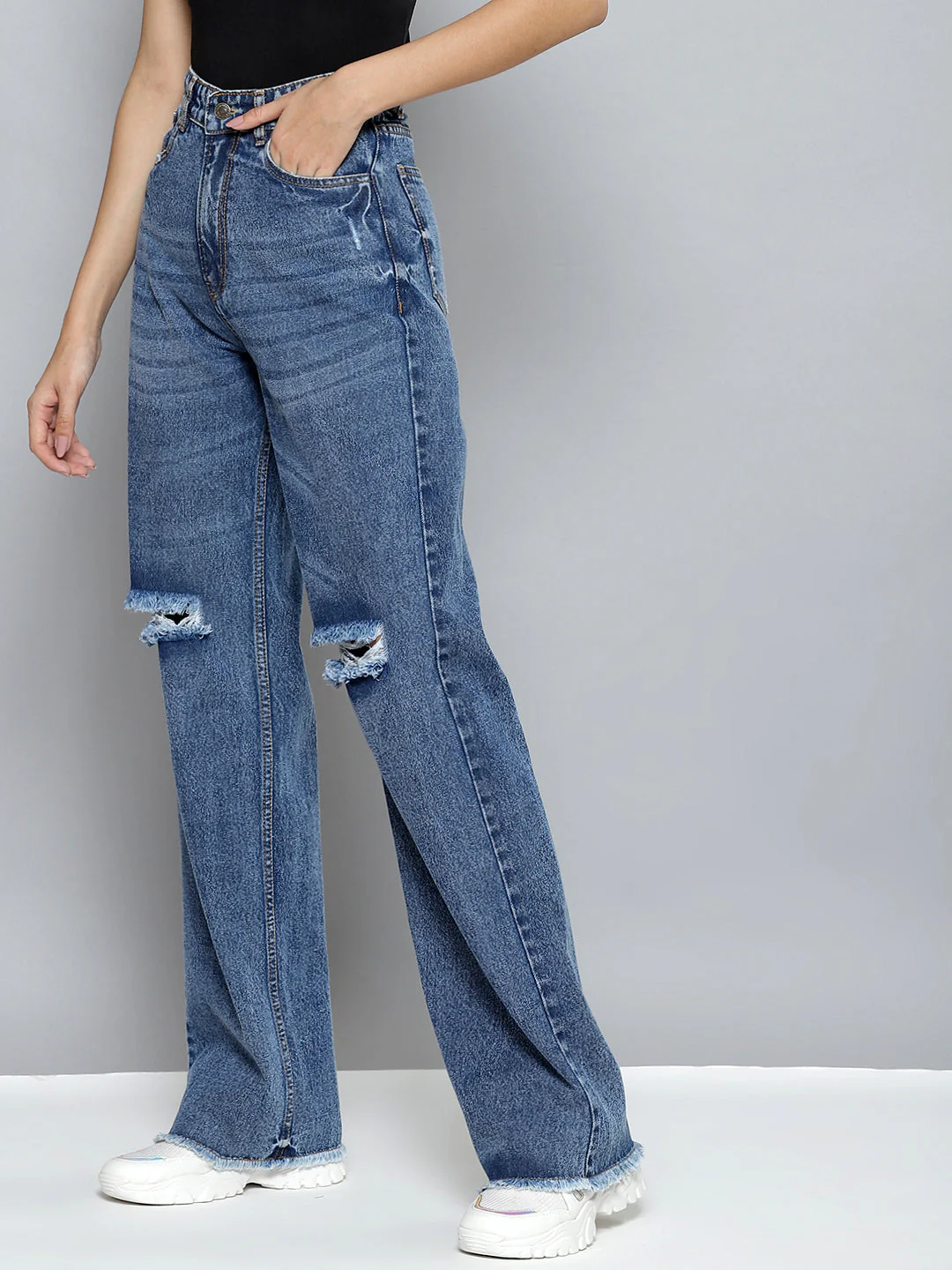 Women Blue Wide Leg Distressed Slit Jeans - Image 2