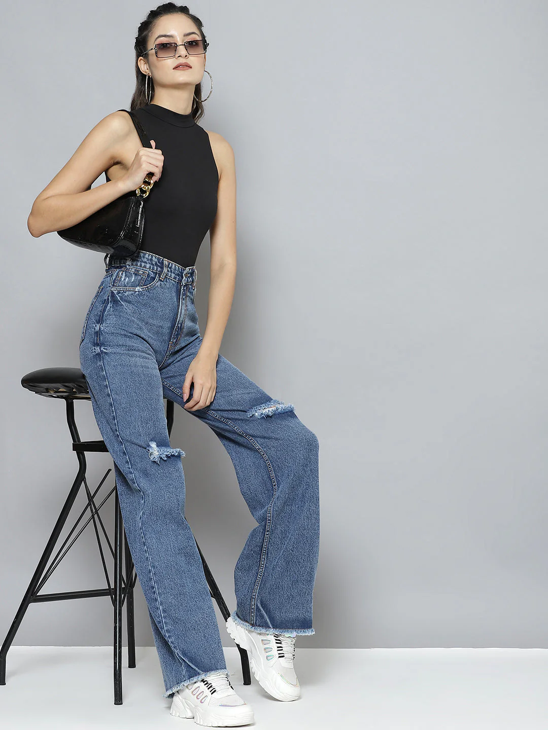 Women Blue Wide Leg Distressed Slit Jeans - Image 4