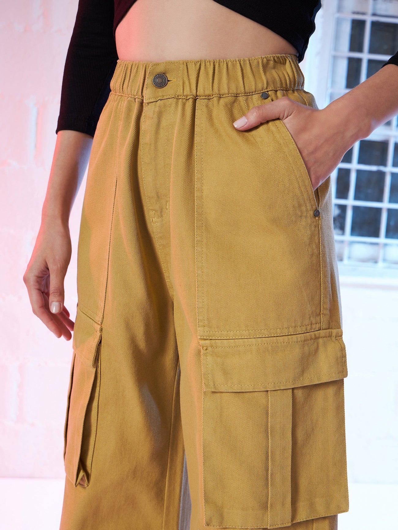Women Brown Box Pocket Cargo Jeans - Image 4