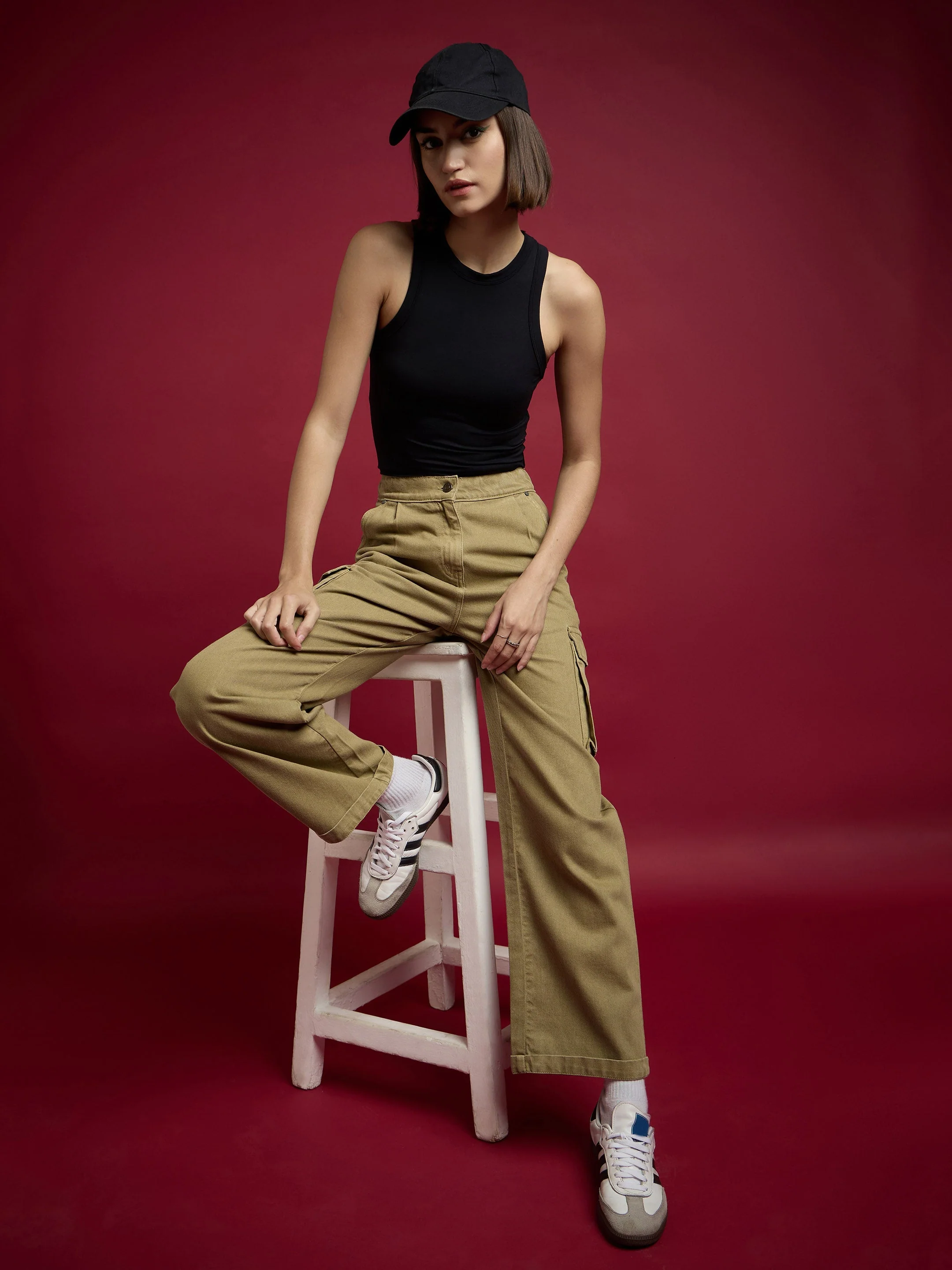 Women Brown Box Pockets Straight Cargo Pants - Image 2