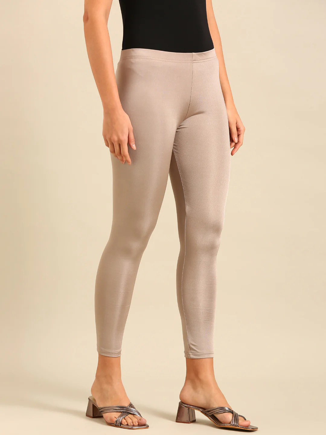 Women Brown Festive Leggings - Image 3