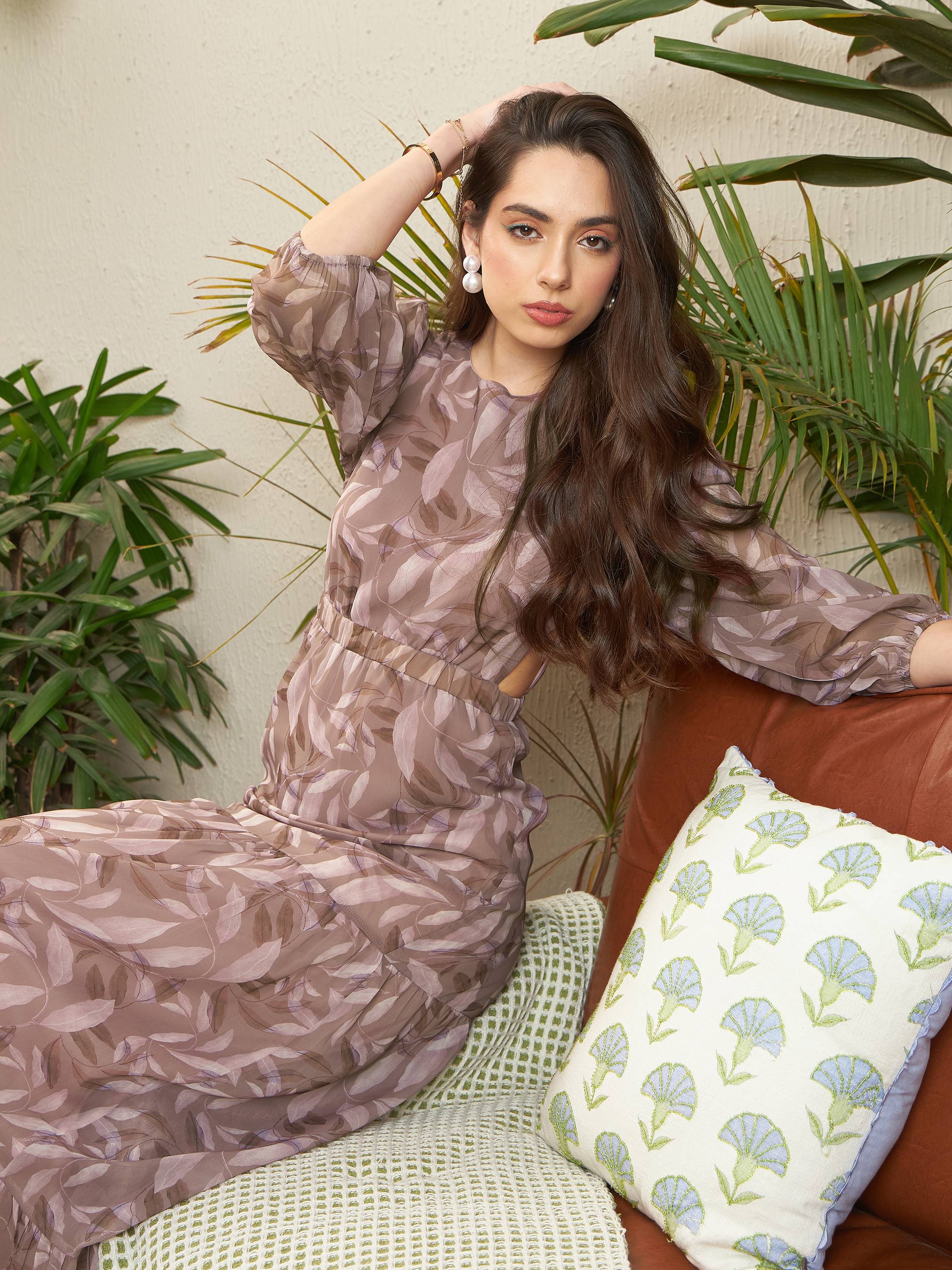Women Brown Floral Waist Cut-Out Tiered Dress - Image 4