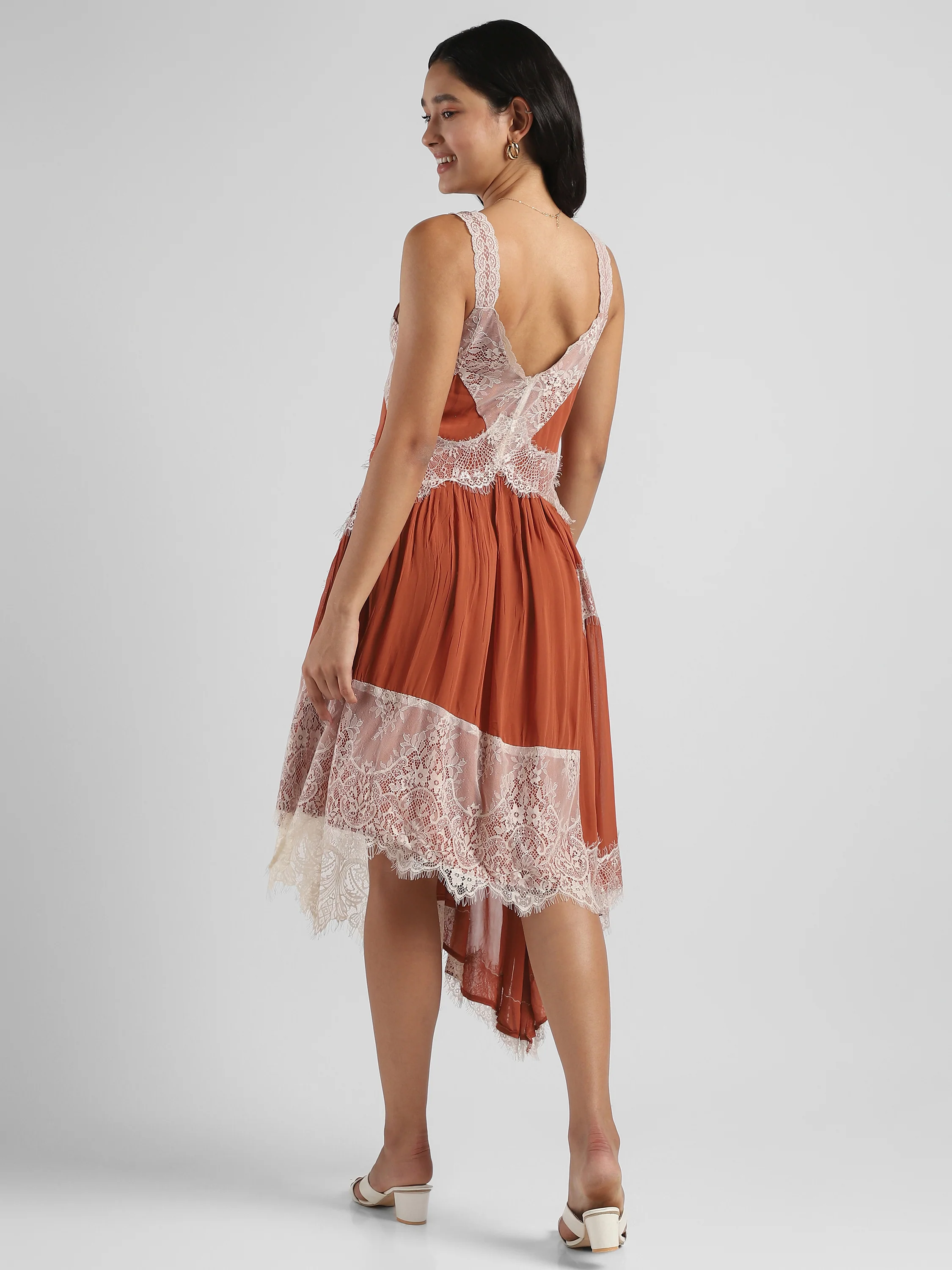 Women Brown high low hem dress with lace inserts - Image 2