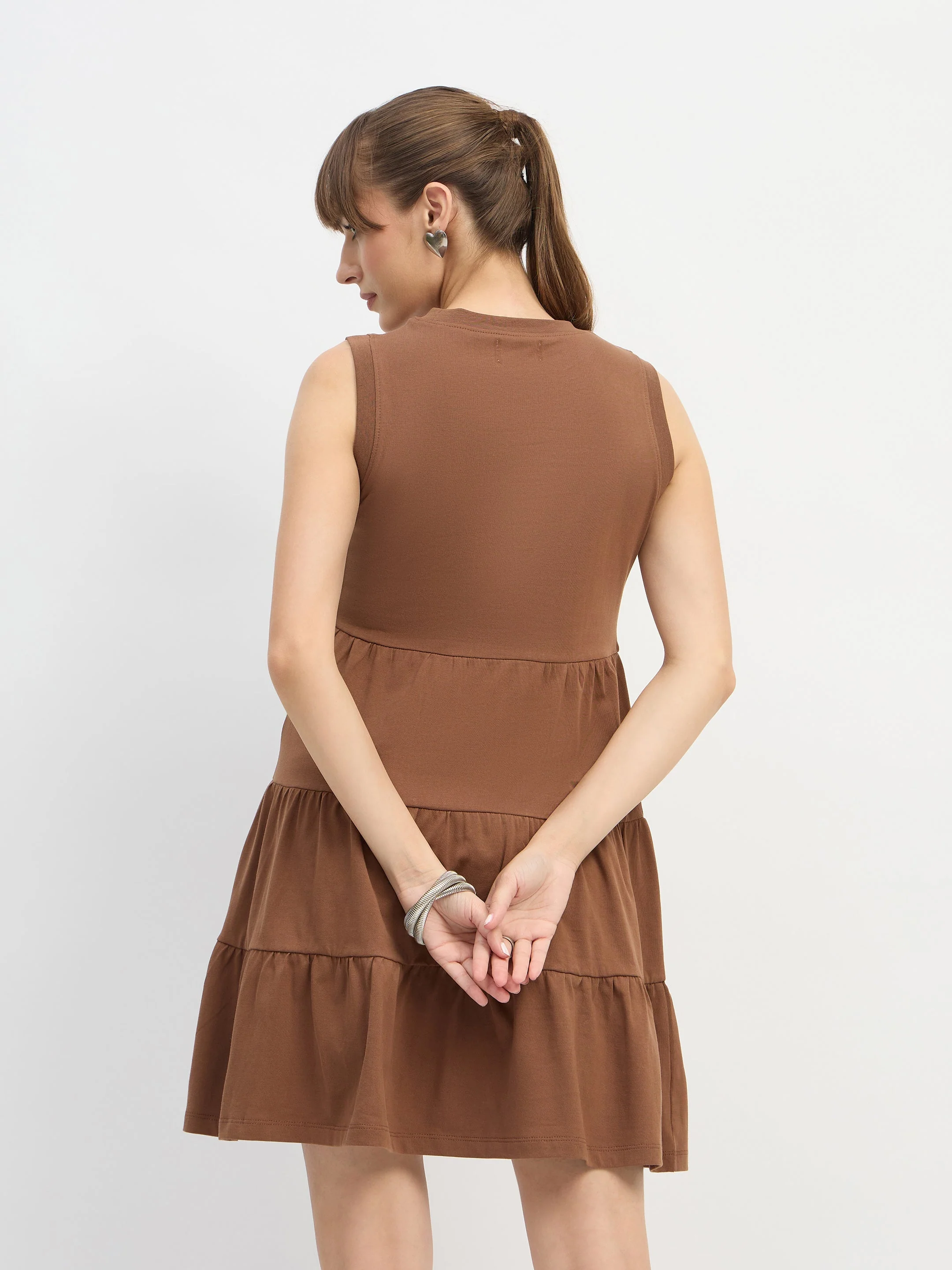 Women Brown Jersey Sleeveless Tiered Short Dress - Image 5